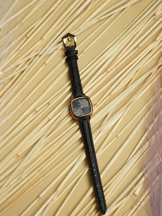 Ayollar qo'l soati, eco-charm remishokli, kvarts mexanizm - - Luna Watches