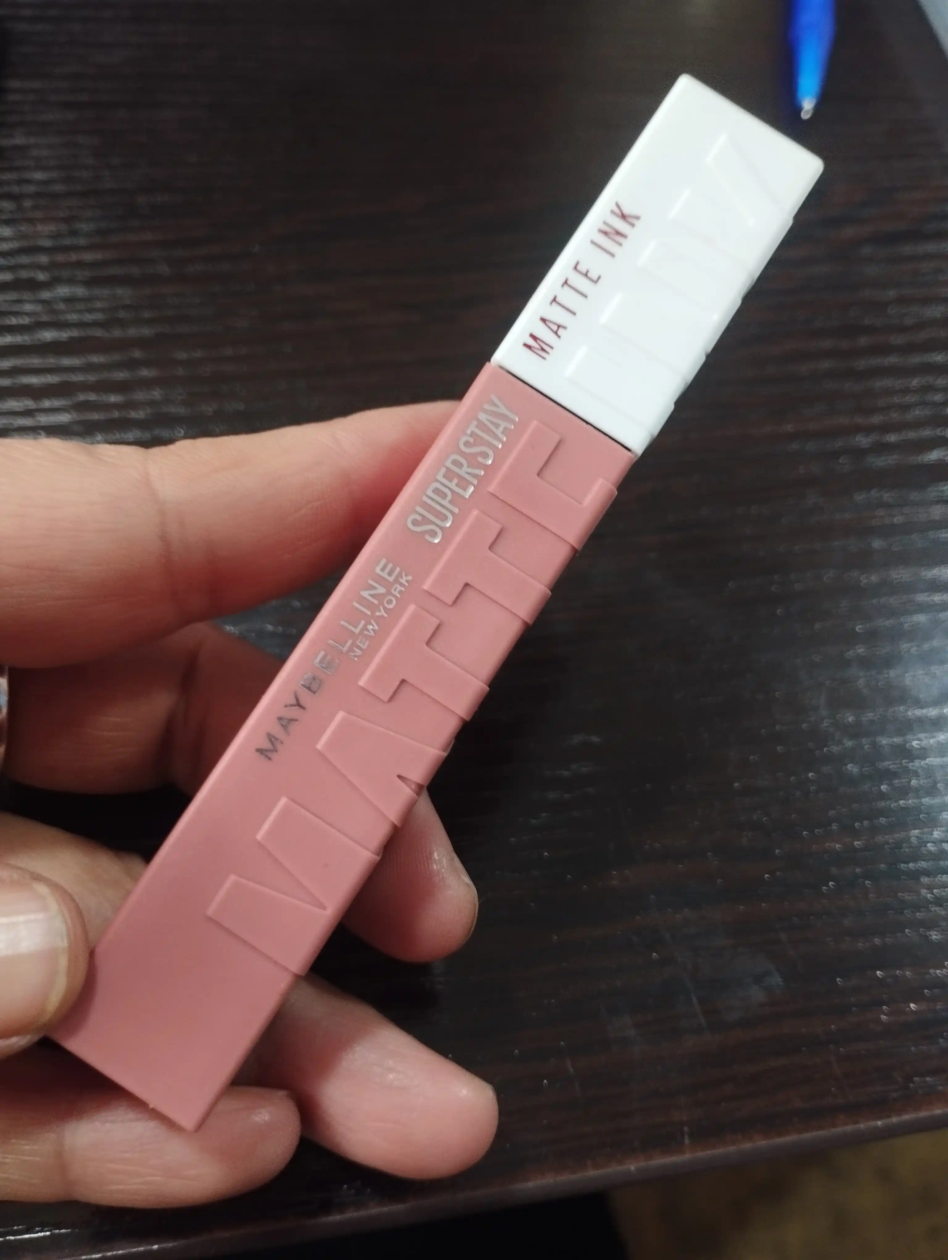 Suyuq matli lab bo'yog'i Maybelline New York "Super Stay Matte Ink", soya 65, Beg'araz, 5 ml