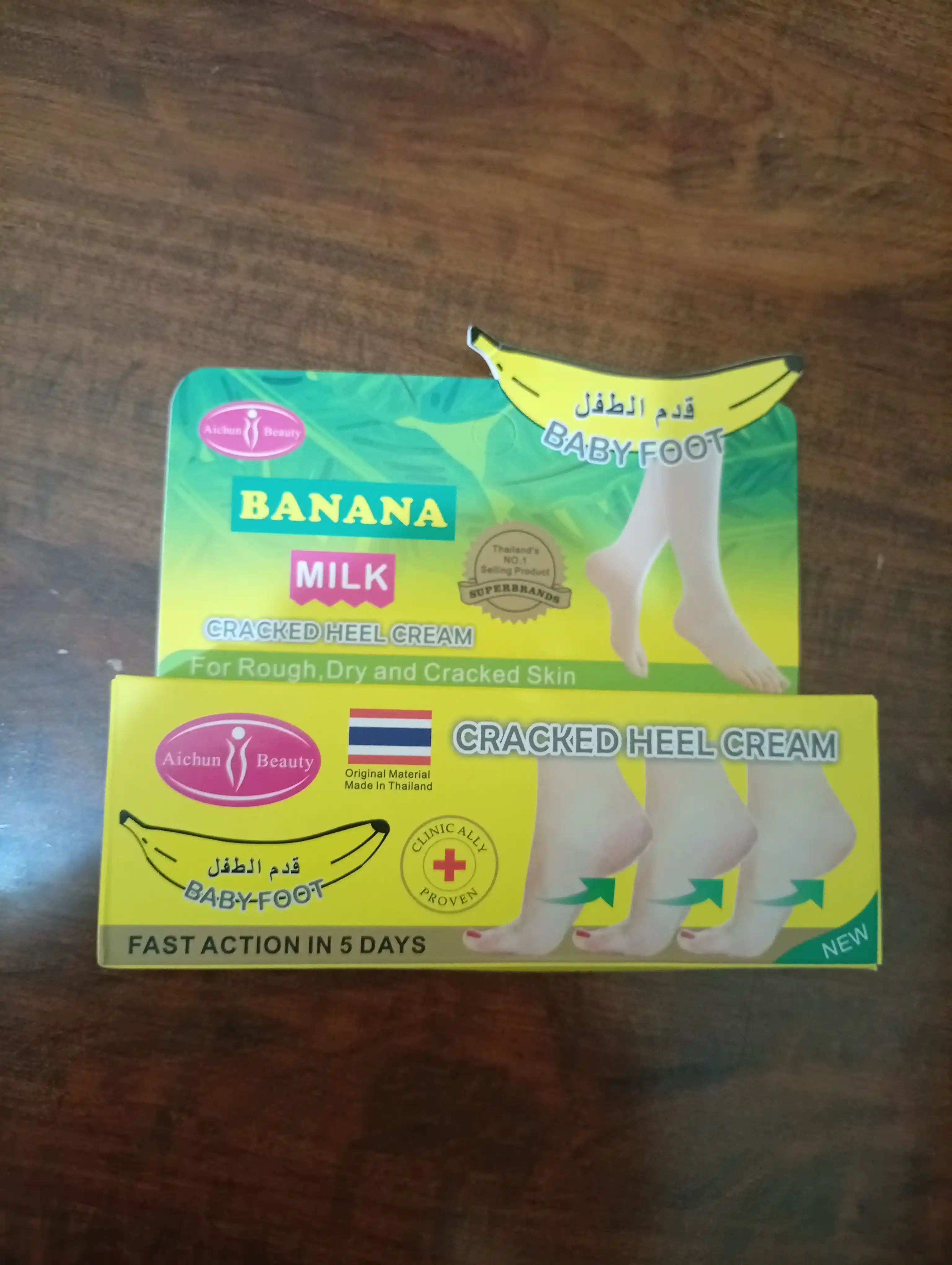 Крем для потрескавшихся пяток BANANA MILK, Baby Foot, 80 г
