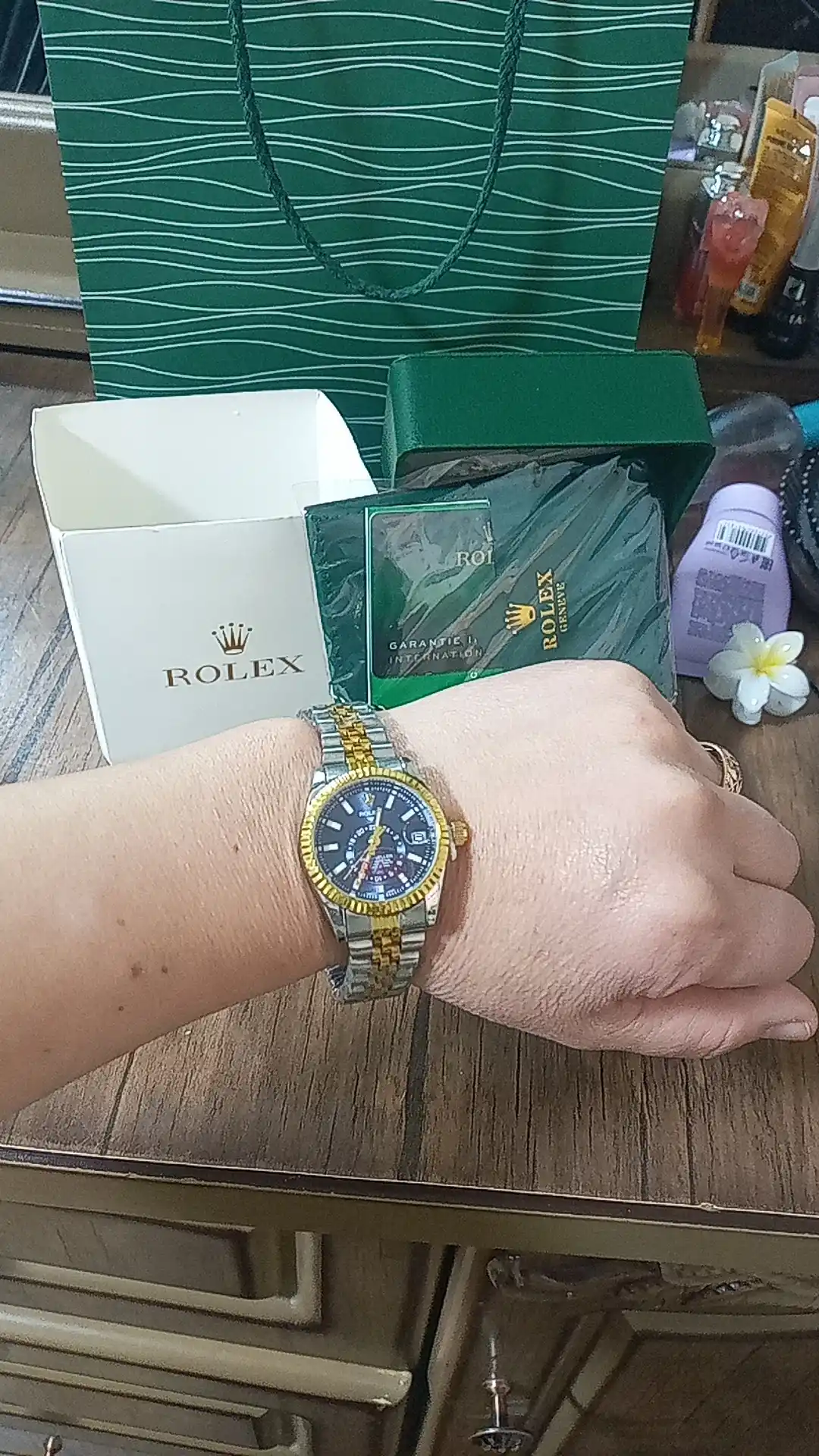 Ayollar uchun klassik Rolex soati - to‘liq sovg‘a to‘plami