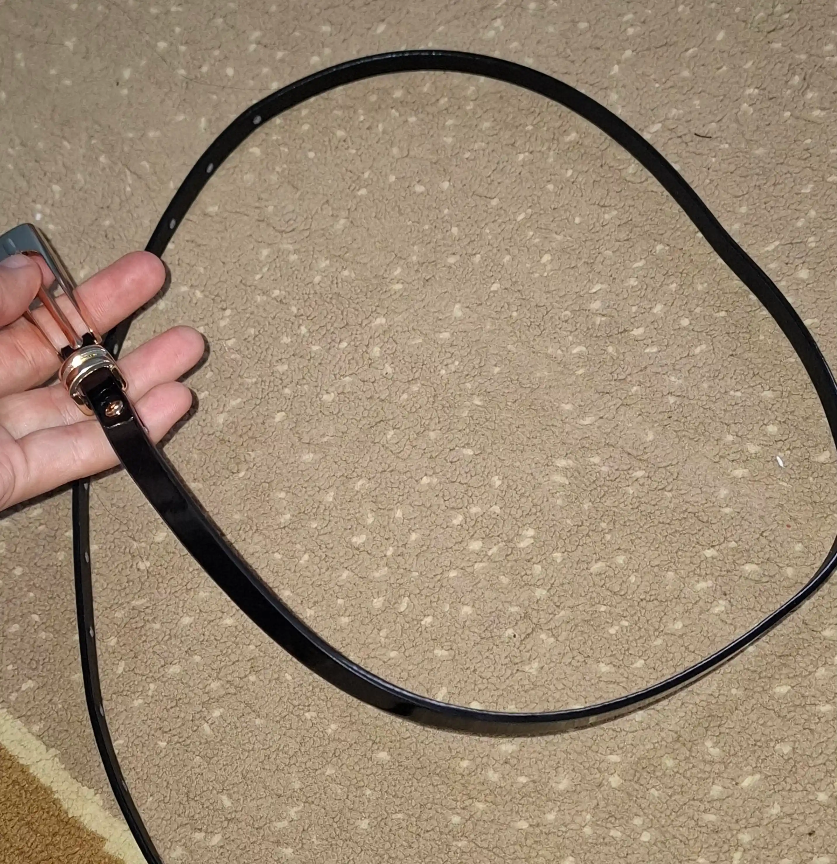 Ayollar remeni, remen, kamar, trenddagi rimen, belbog', zamonaviy, metall toka bilan