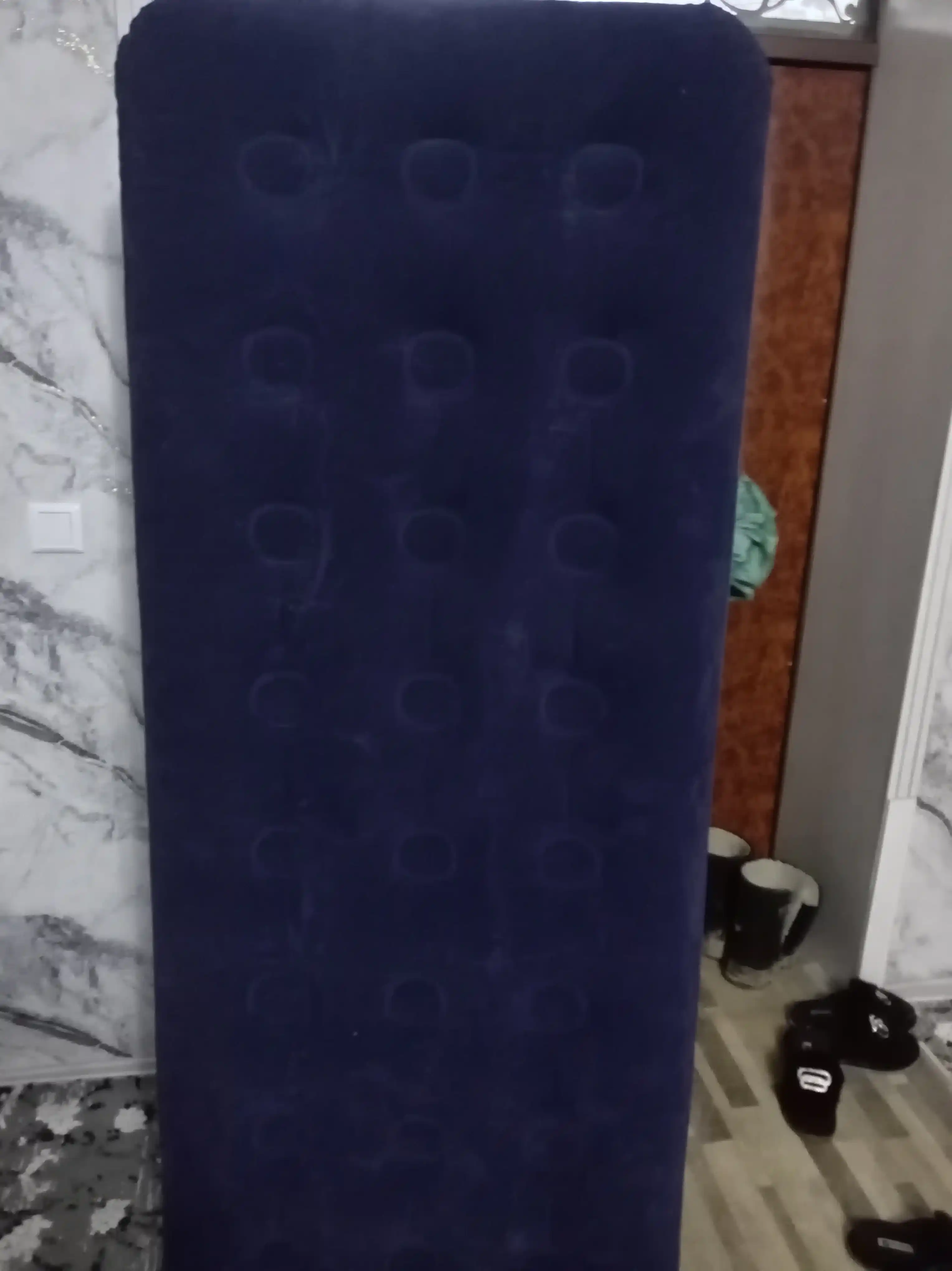 Надувной матрас Airbed удобный, прочный, флокированный, одно и двуспальный