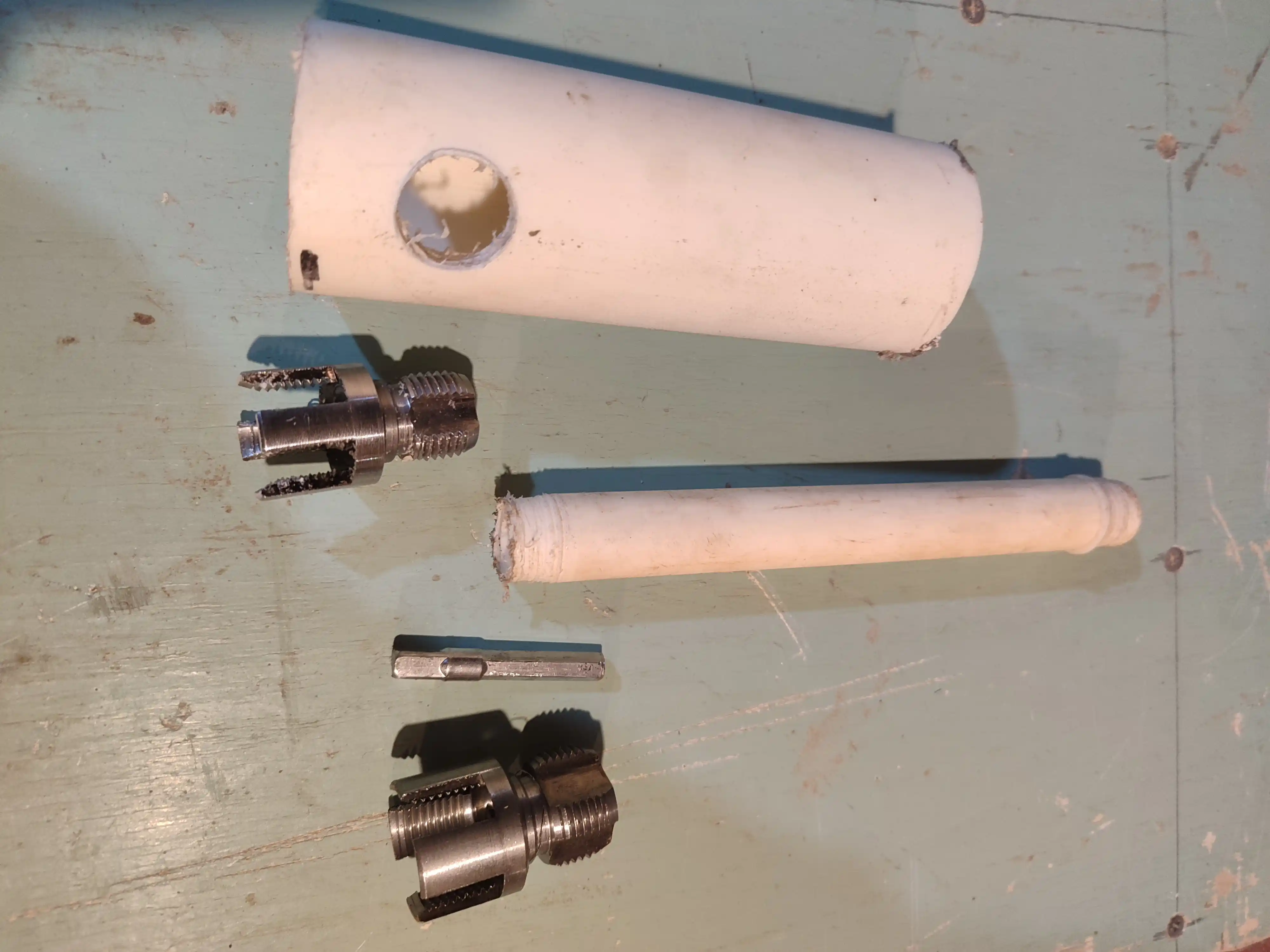 Комплект резьбы для труб из ПВХ, 2 формы 1/2", 3/4", 2 шт