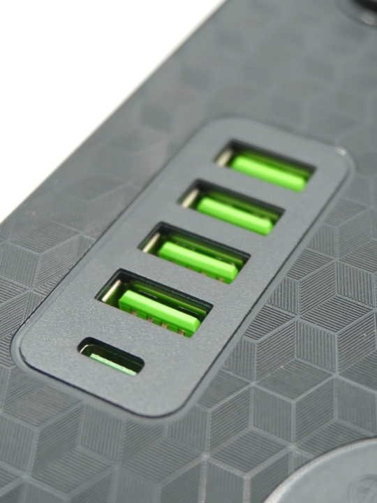 Удлинитель 2000W c USB-A и Type-C (PD), с выключателем и защитой для детей