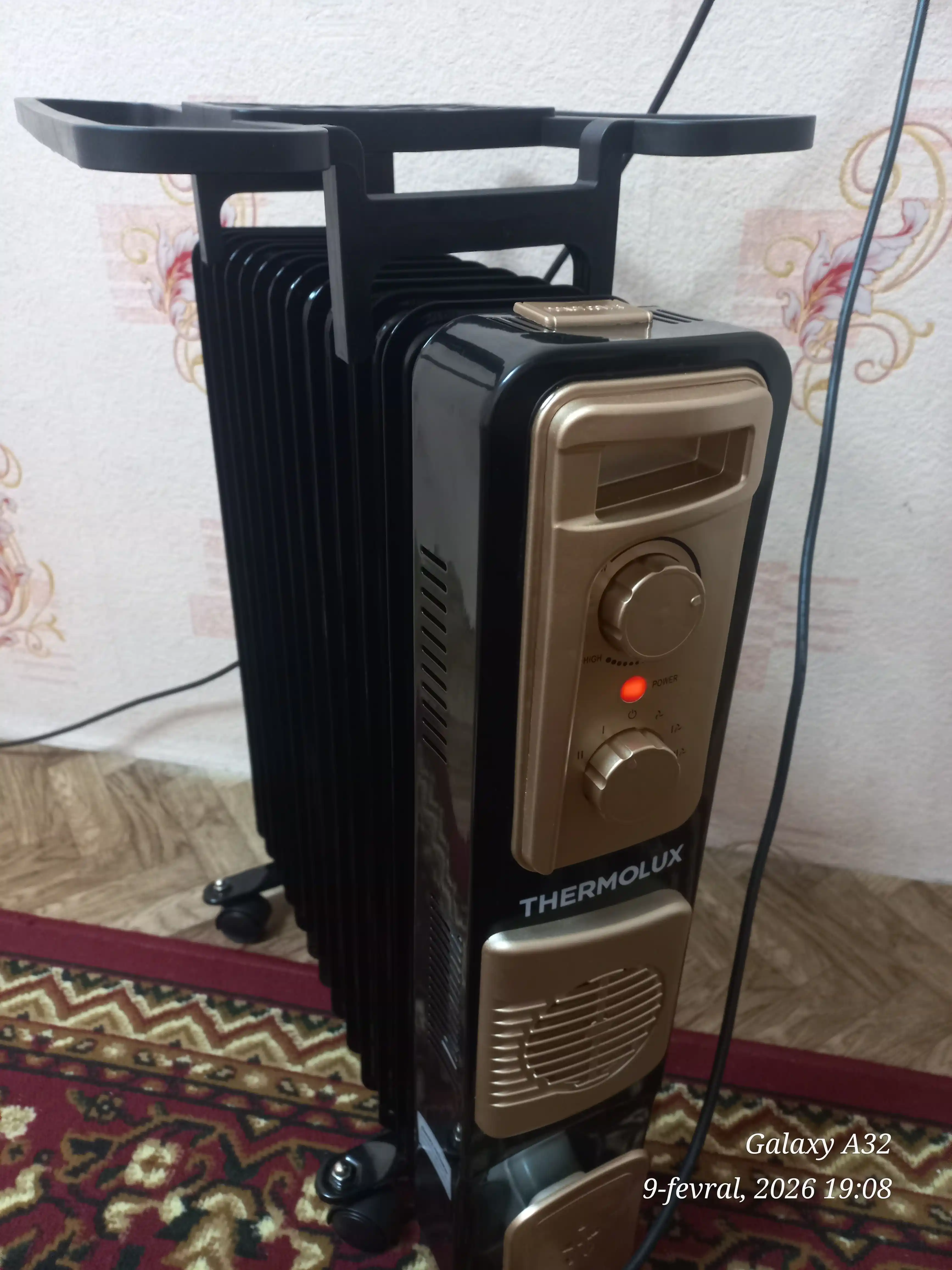 Isitgich moyli, elektrik obogrevatel, 13, 11, 9 qovurg'ali, ventilyatorli, 220–240V