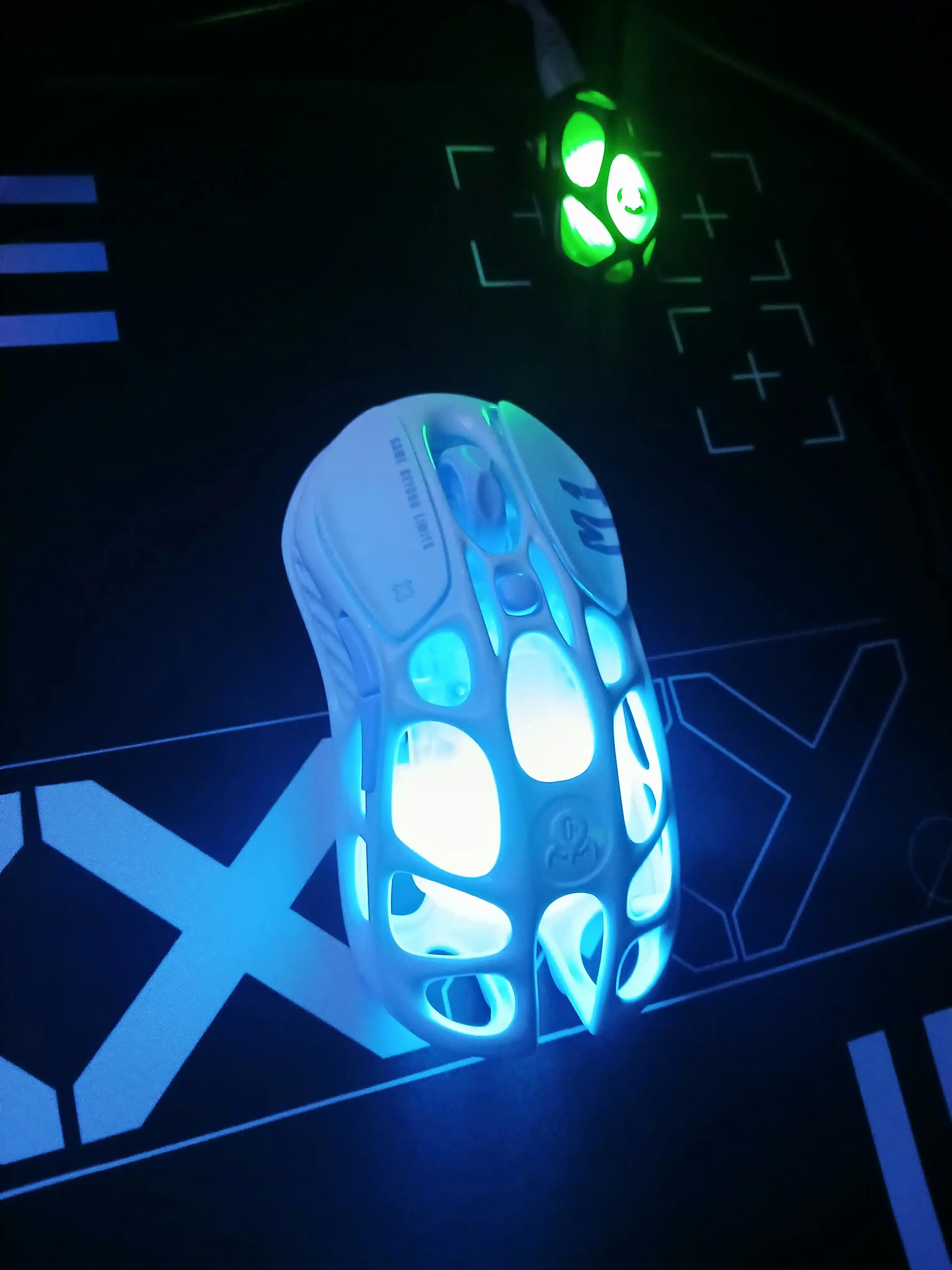 Sichqoncha Mercury M1 Pro Special Edition — Ice Blue