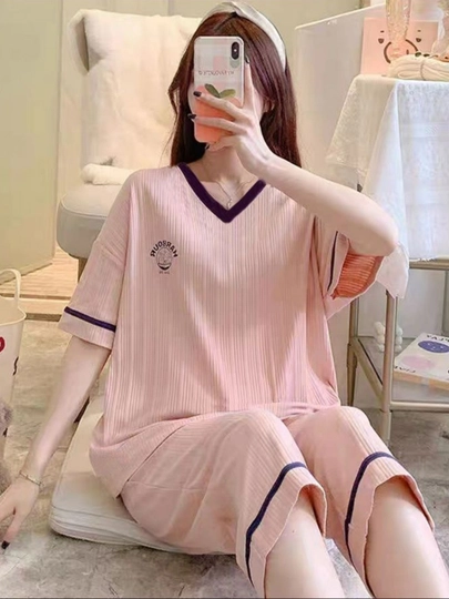 Ayollar va qizlar uchun pijama, ikki dona, ichki siynabandli, kofta va shimli, 2 tasi 1 da