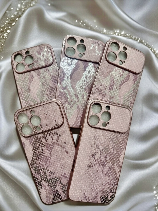 Чехол для iPhone 16 про мах с красивым дизайном