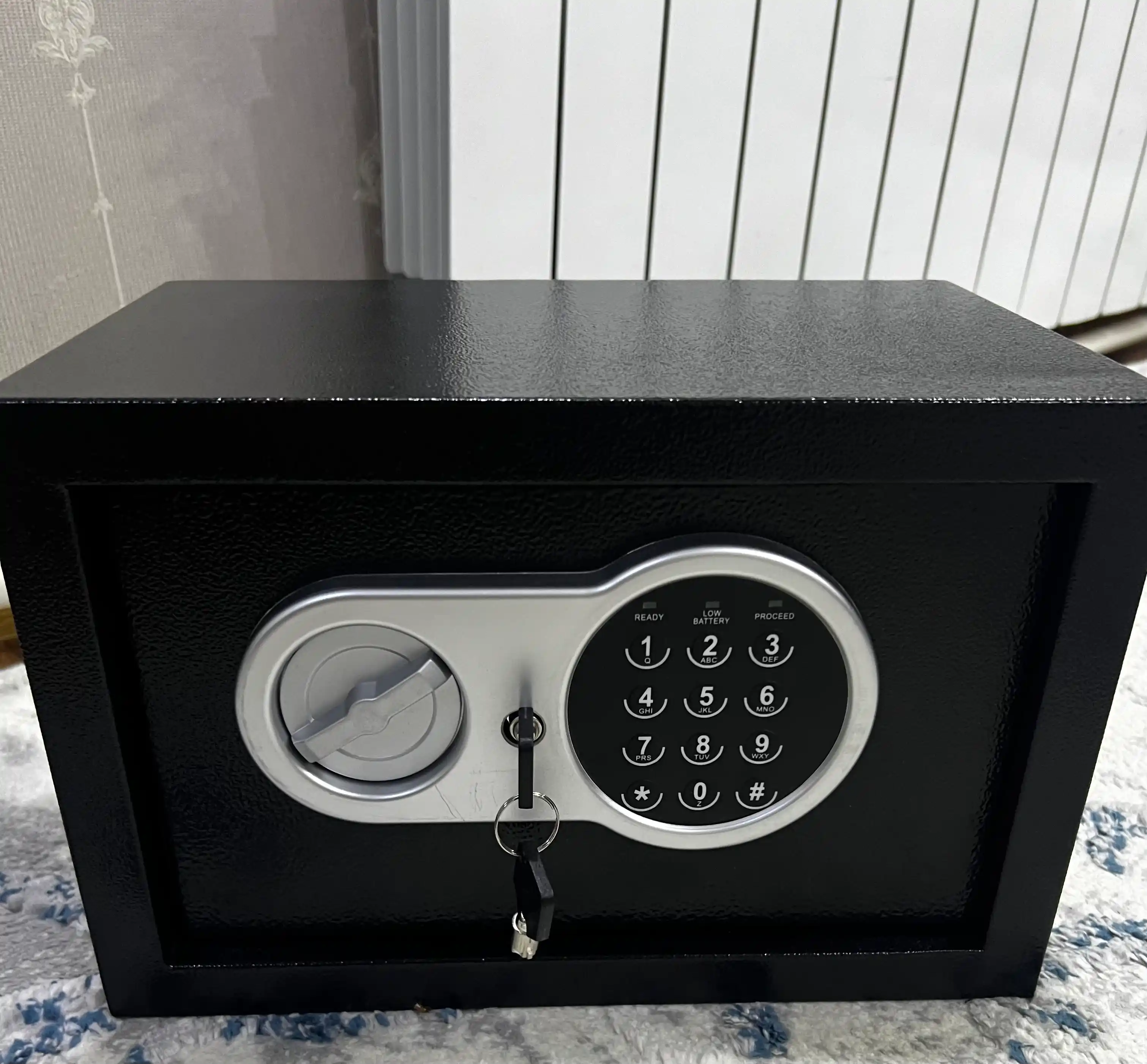 Elektron kod va kalitli seyf, 31×20×20 sm, metall, uy va ofis uchun