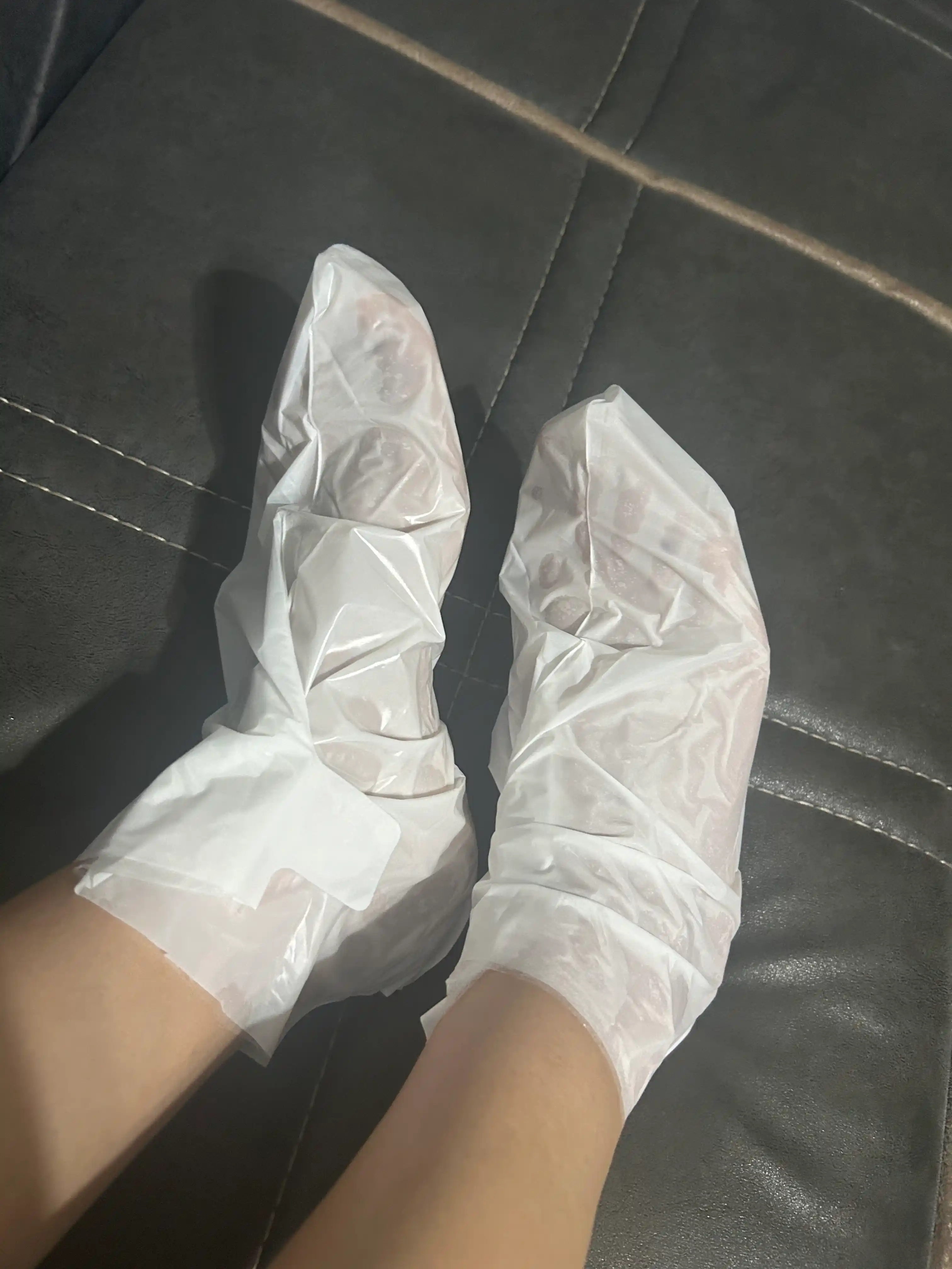 Маска для ног из козьего молока —  Goat Milk Foot Mask