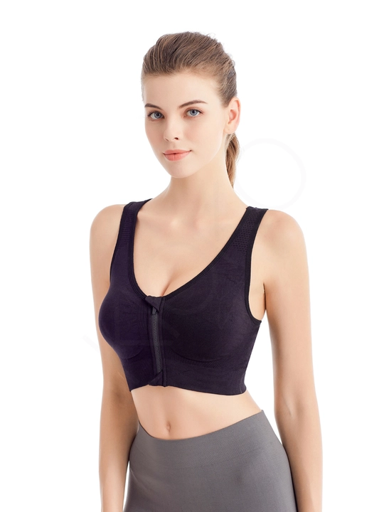 Ayollar sport topi Kioko. Fitnes uchun olinadigan chashkali sport topi