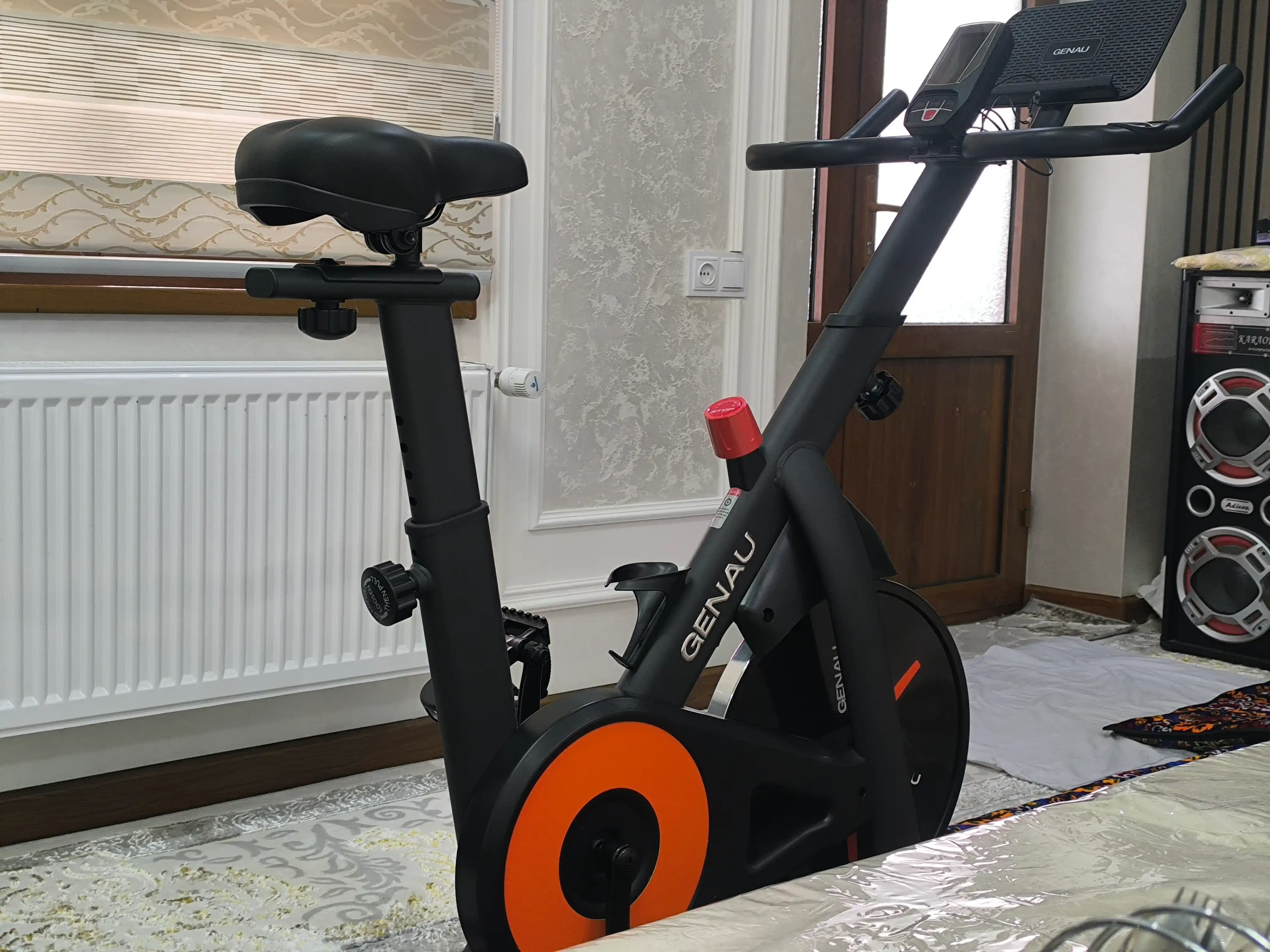 Велотренажер Genau Zest Pro C6, максимальный вес пользователя 150 кг SB1-02A
