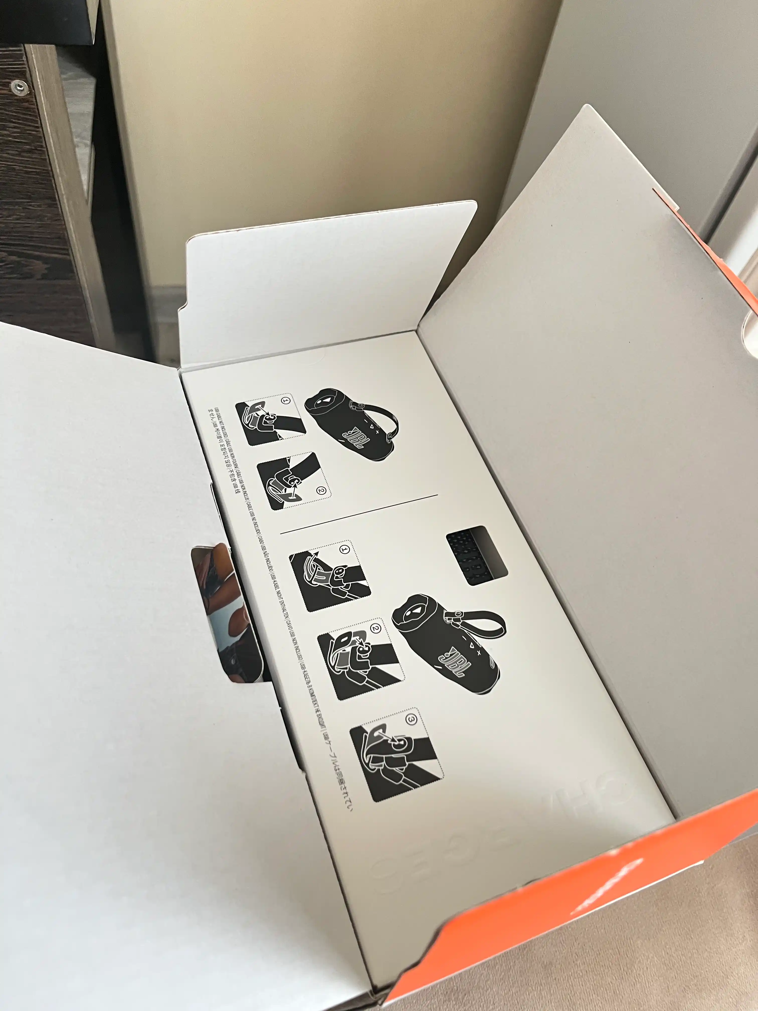 JBL Charge 6 portativ Bluetooth karnay