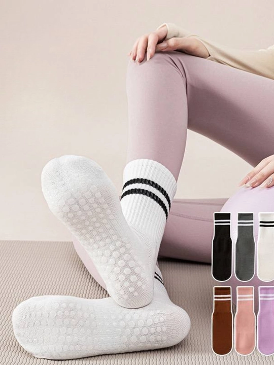 Yoga va fitnes uchun sirpanishga qarshi paypoqlar 