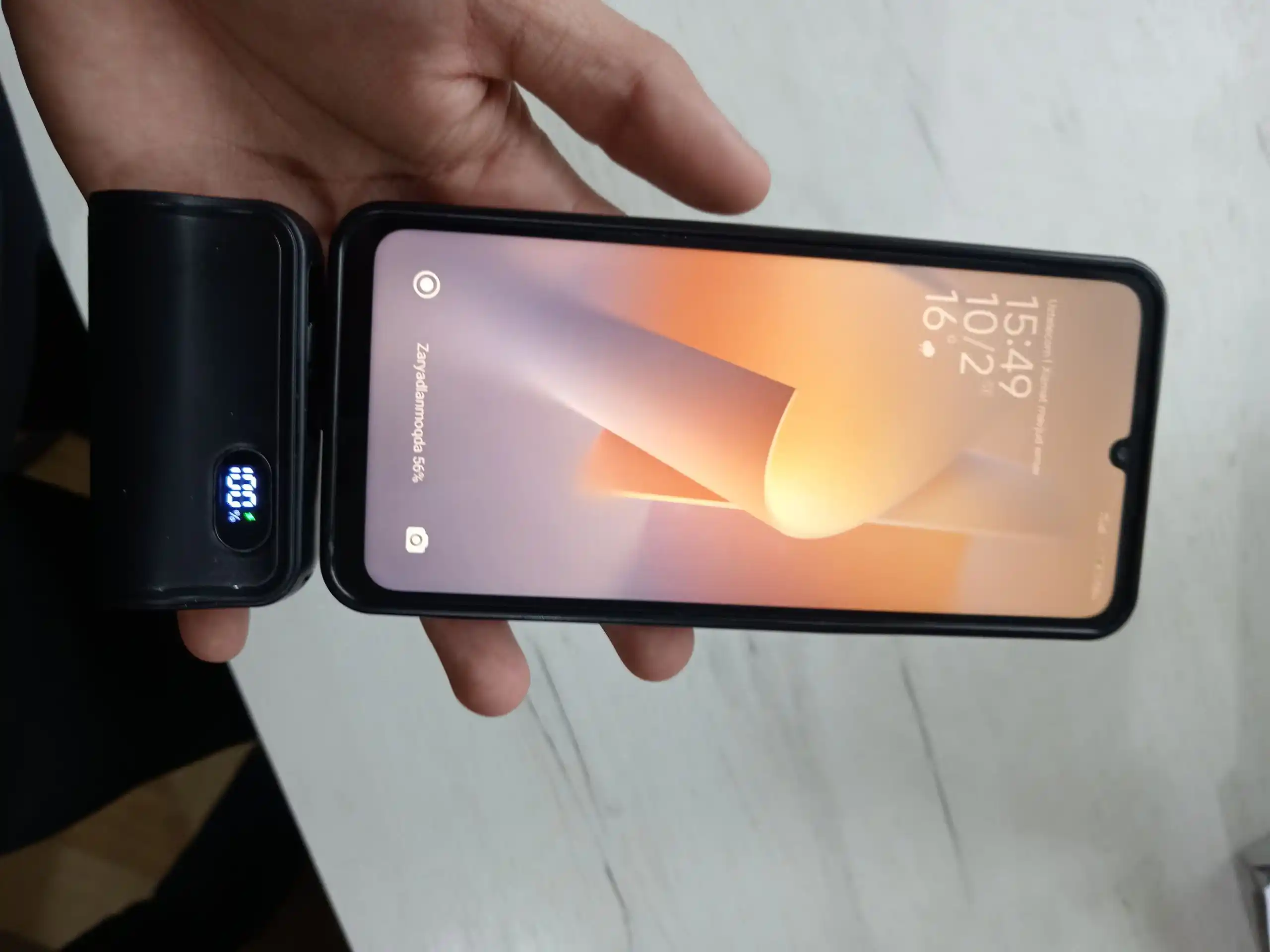 Power Bank 5000 mAh — удобен для переноски, для iPhone и Android