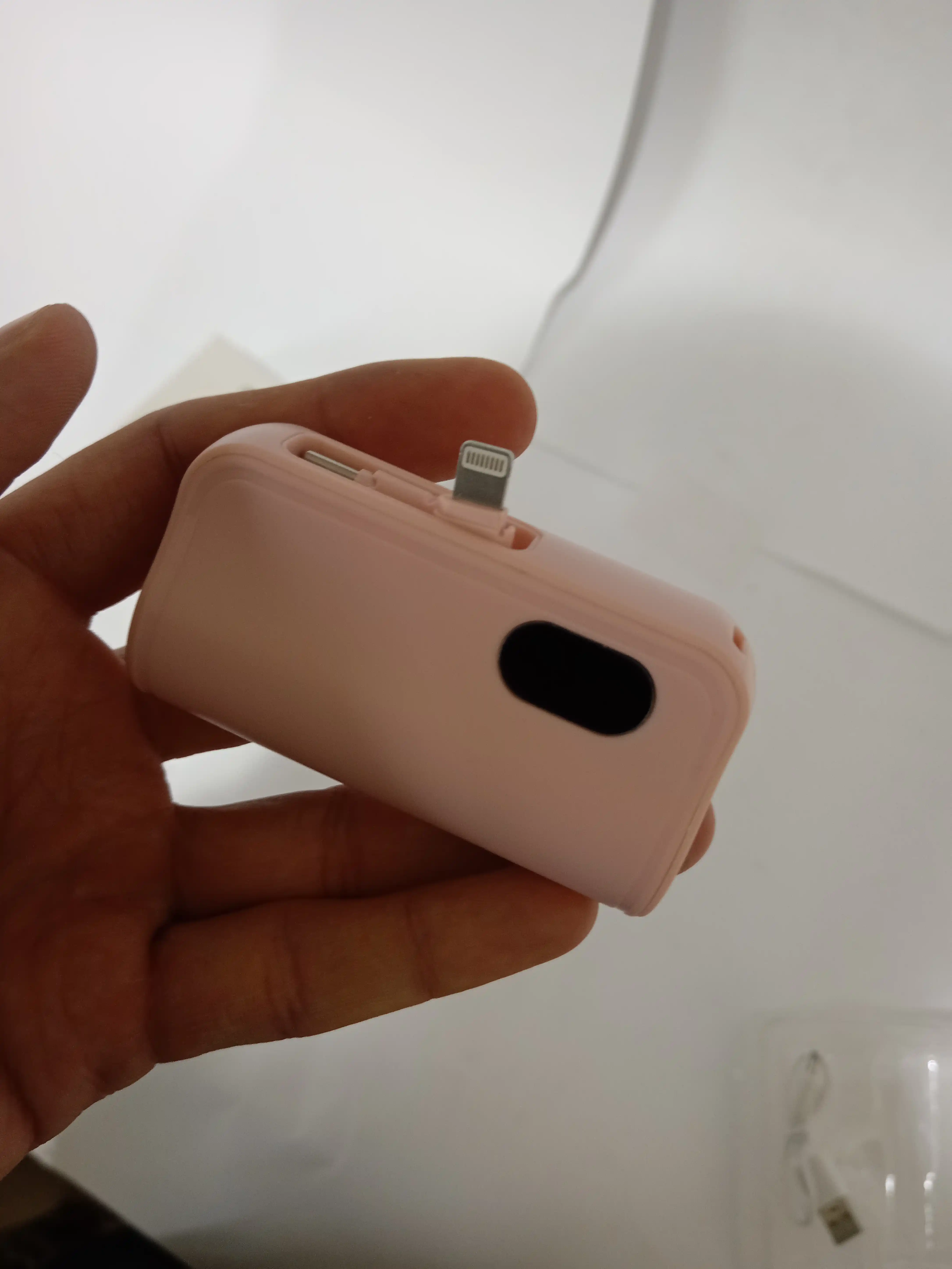 Power Bank 5000 mAh — удобен для переноски, для iPhone и Android