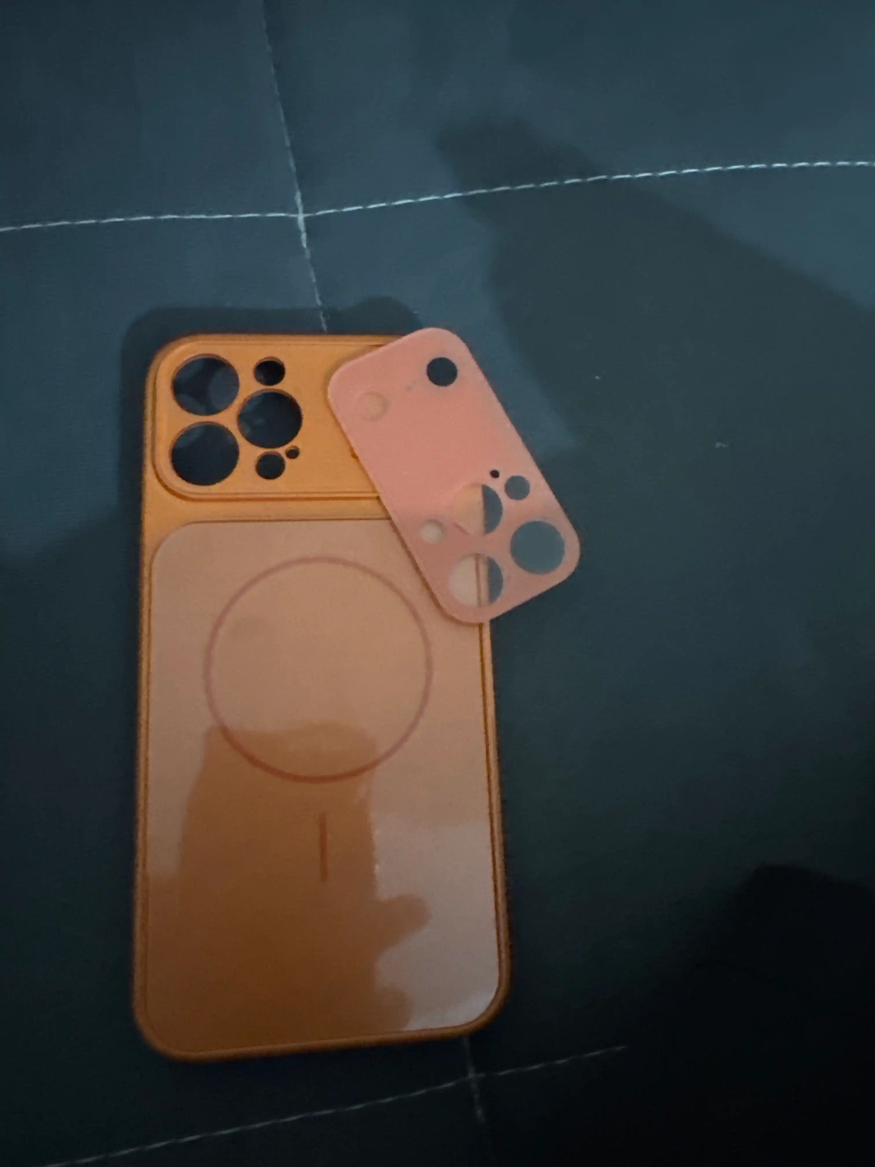 Чехол на iPhone 11, 12, 13, 14, 15, 16 с MagSafe, в стиле iPhone 17