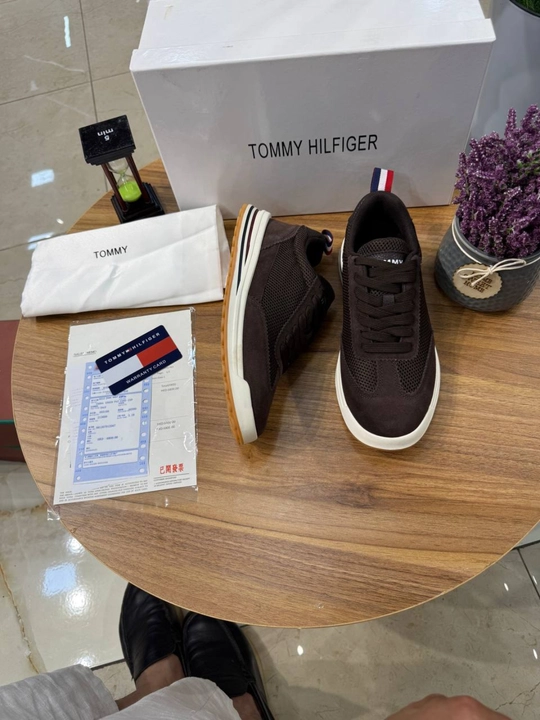 Tommy HIFLIGER erkaklar va ayollar krossovkalari maxsus qutida