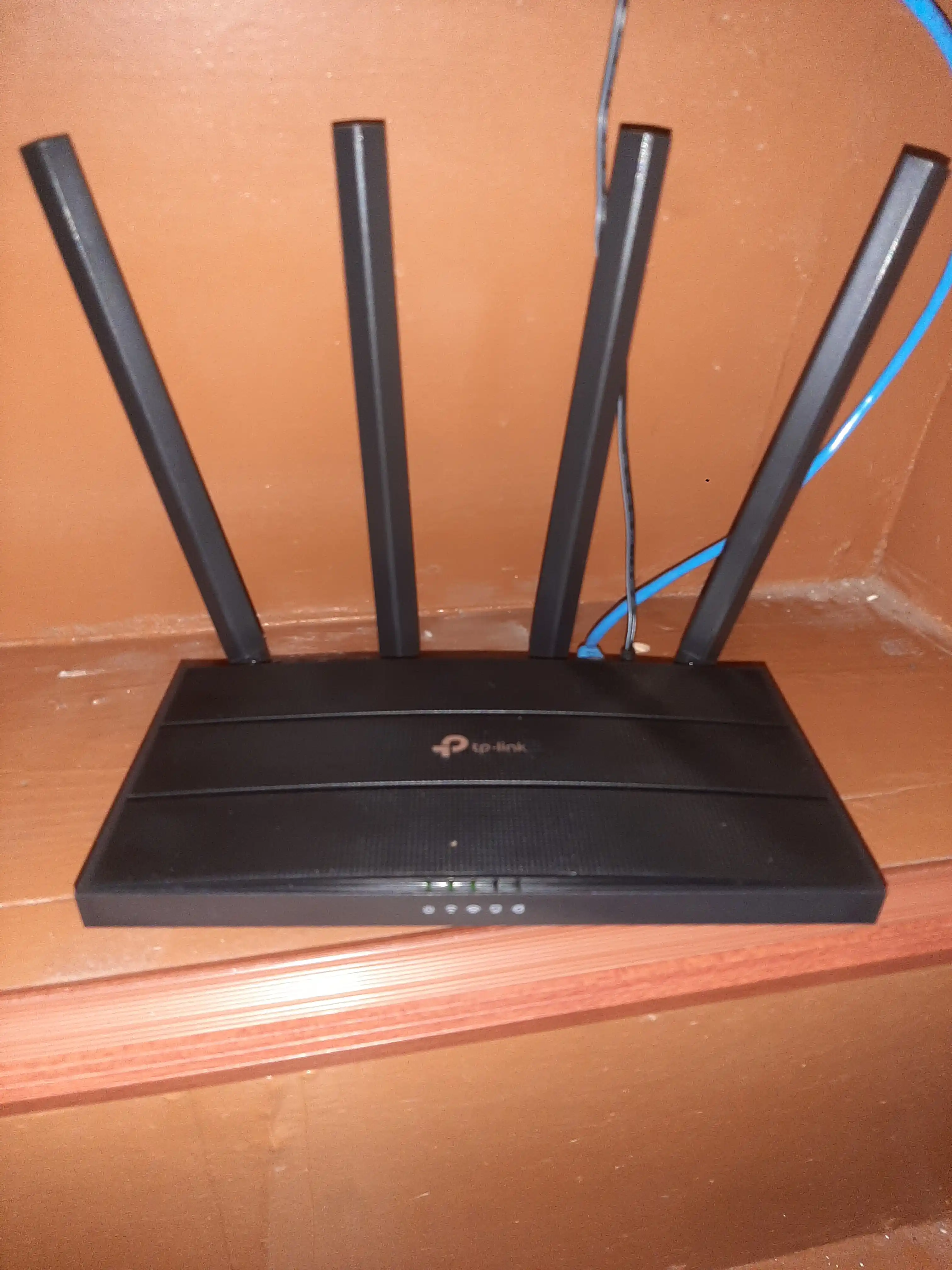 Wi-Fi gigabit router TP-Link Archer C6 AC1200  (uztelecom GPON ga tushmaydi)
