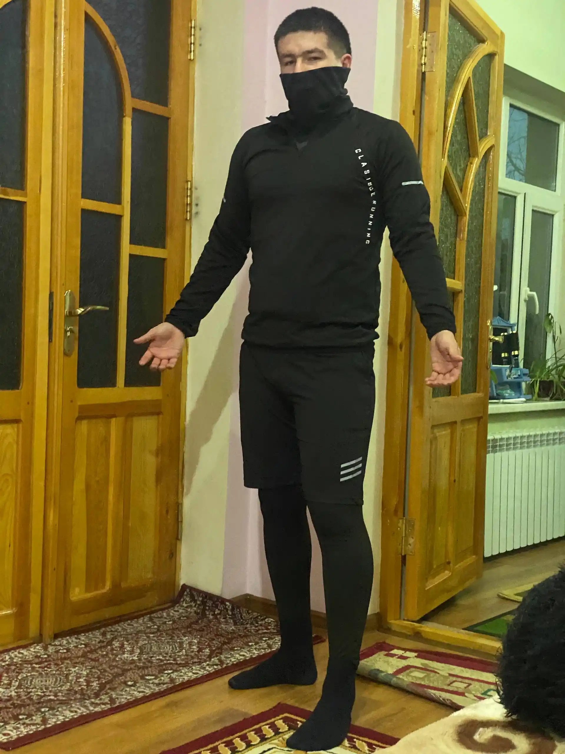Erkaklar sport kiyimlari to‘plami 6 tasi 1da, Barcha fasl, yugurish va fitness