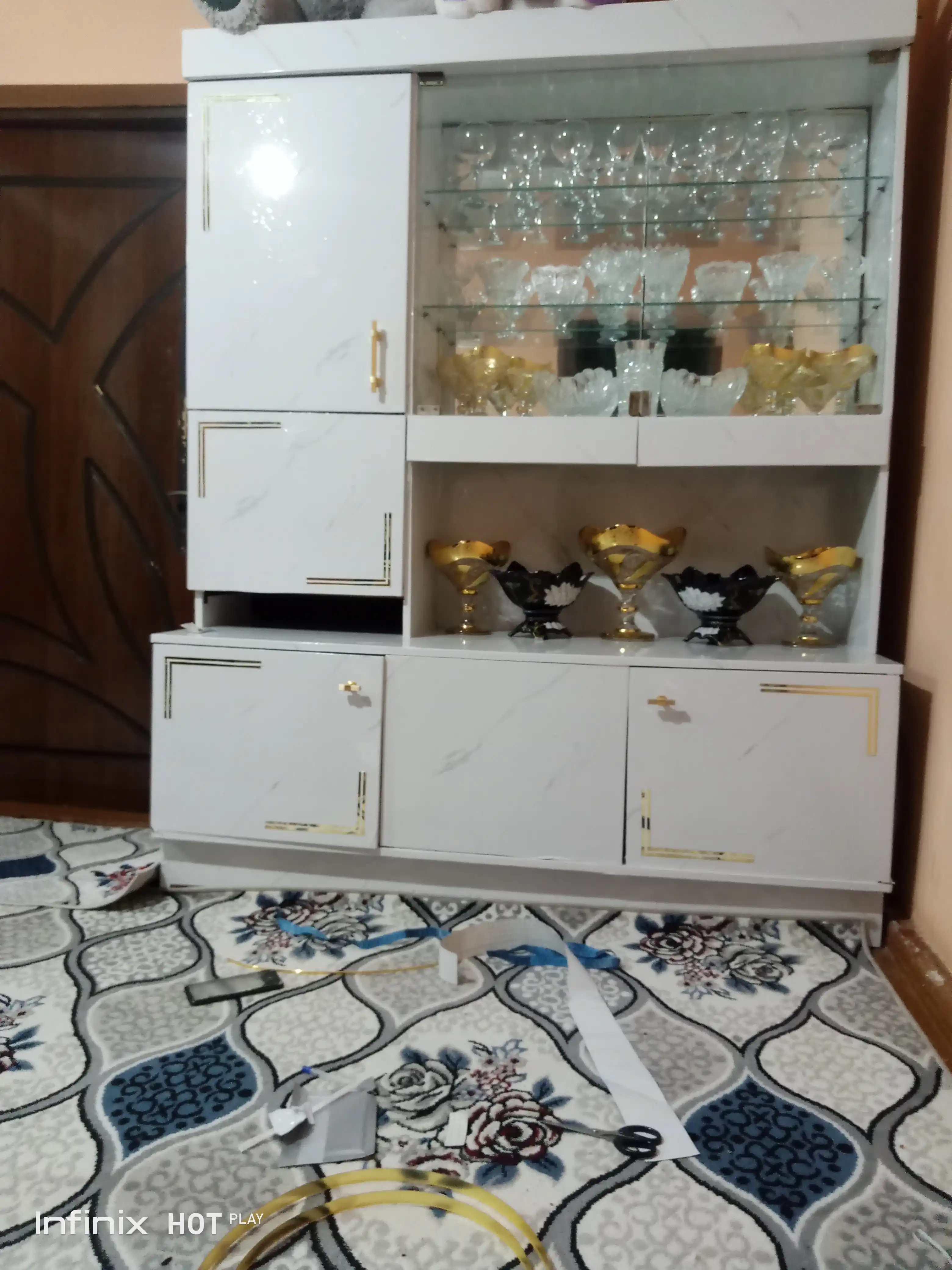 Oshxona va mebel uchun samokley yopishqoq plyonka alyuminiy, laminat plyonka