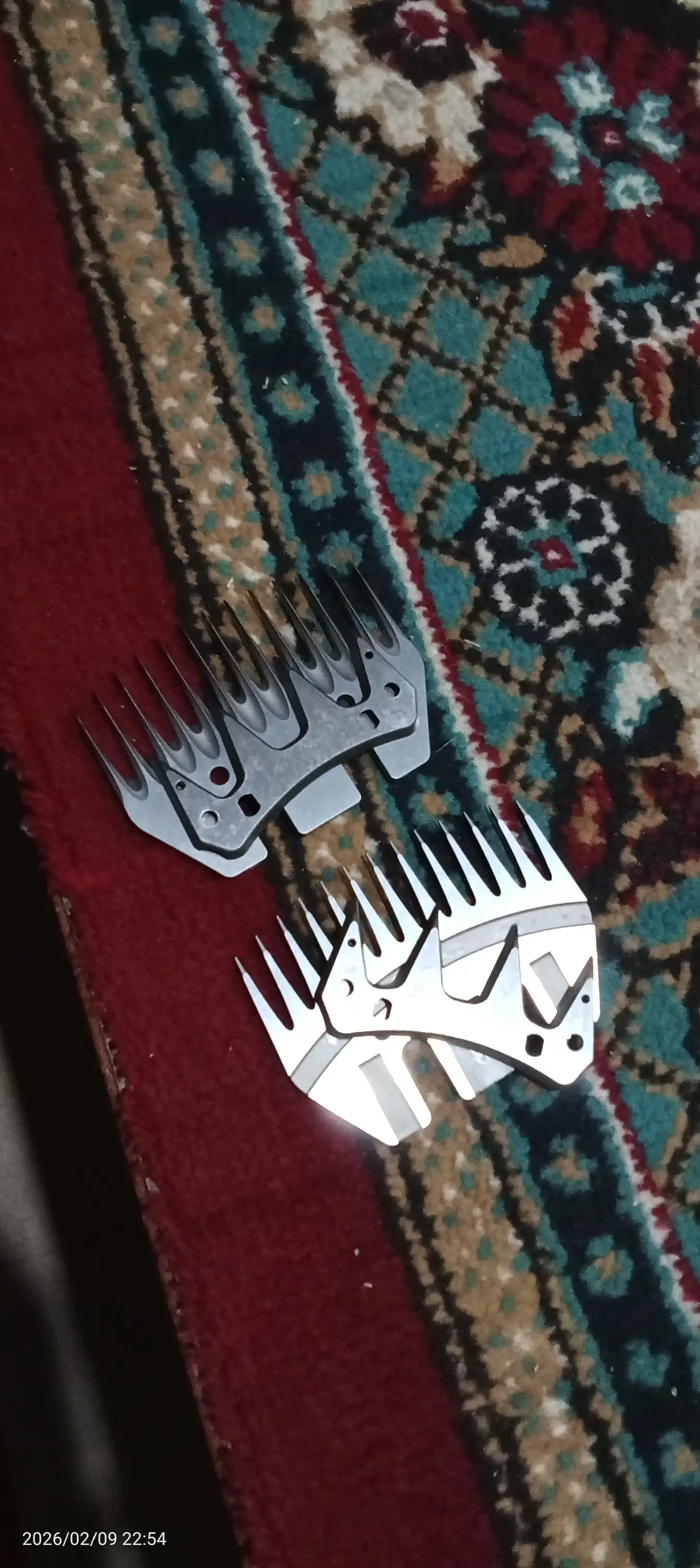Qo'ylar junini olish apparatlari uchun zaxira tig'