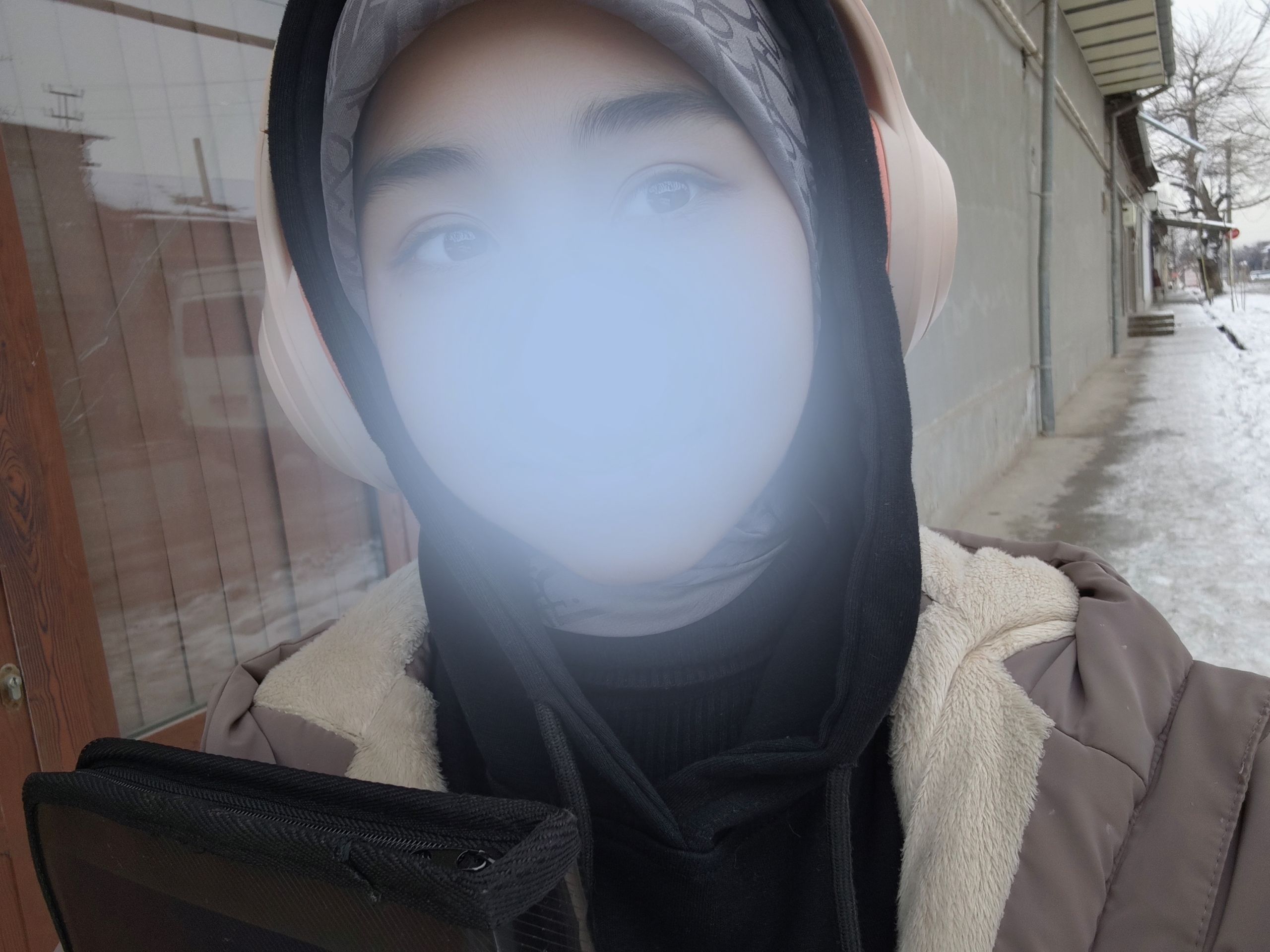 Ayollar uchun ro'mollar, 1 dona