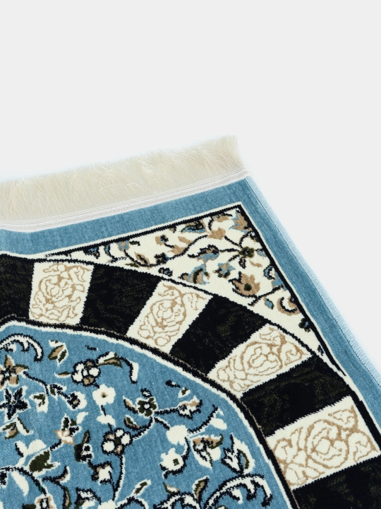 Joynamoz Madina, Mada Carpets mahsuloti, yumshoq va mayin yuza, gilamdek baquvvat sifat