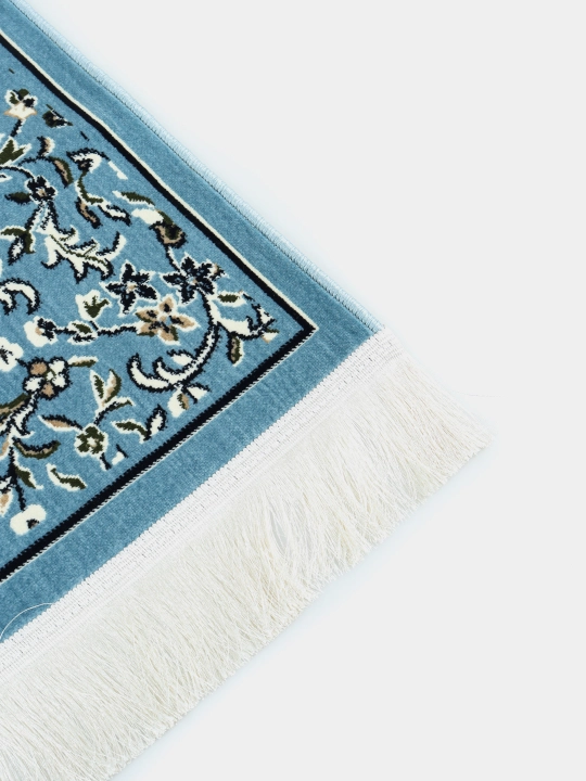 Joynamoz Madina, Mada Carpets mahsuloti, yumshoq va mayin yuza, gilamdek baquvvat sifat