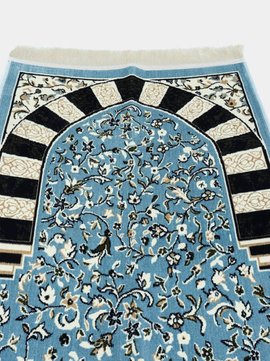 Joynamoz Madina, Mada Carpets mahsuloti, yumshoq va mayin yuza, gilamdek baquvvat sifat