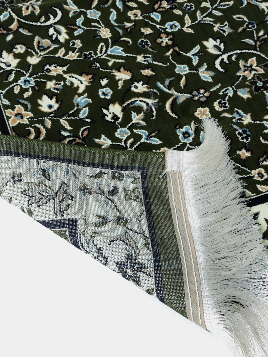 Joynamoz Madina, Mada Carpets mahsuloti, yumshoq va mayin yuza, gilamdek baquvvat sifat