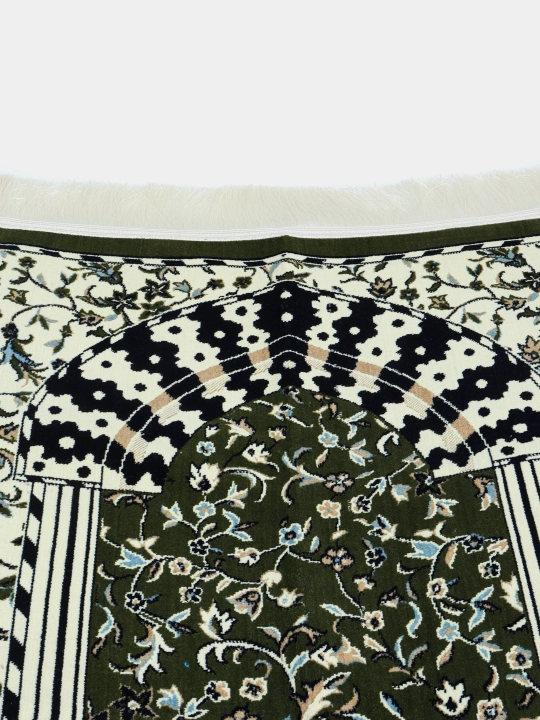 Joynamoz Madina, Mada Carpets mahsuloti, yumshoq va mayin yuza, gilamdek baquvvat sifat