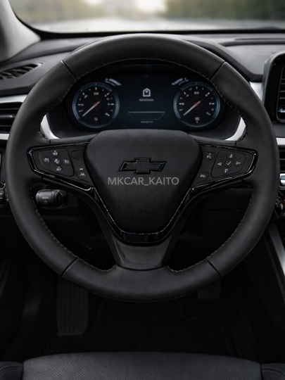 Chevrolet Malibu 2 ruli Black Piano, multi knopkali rul