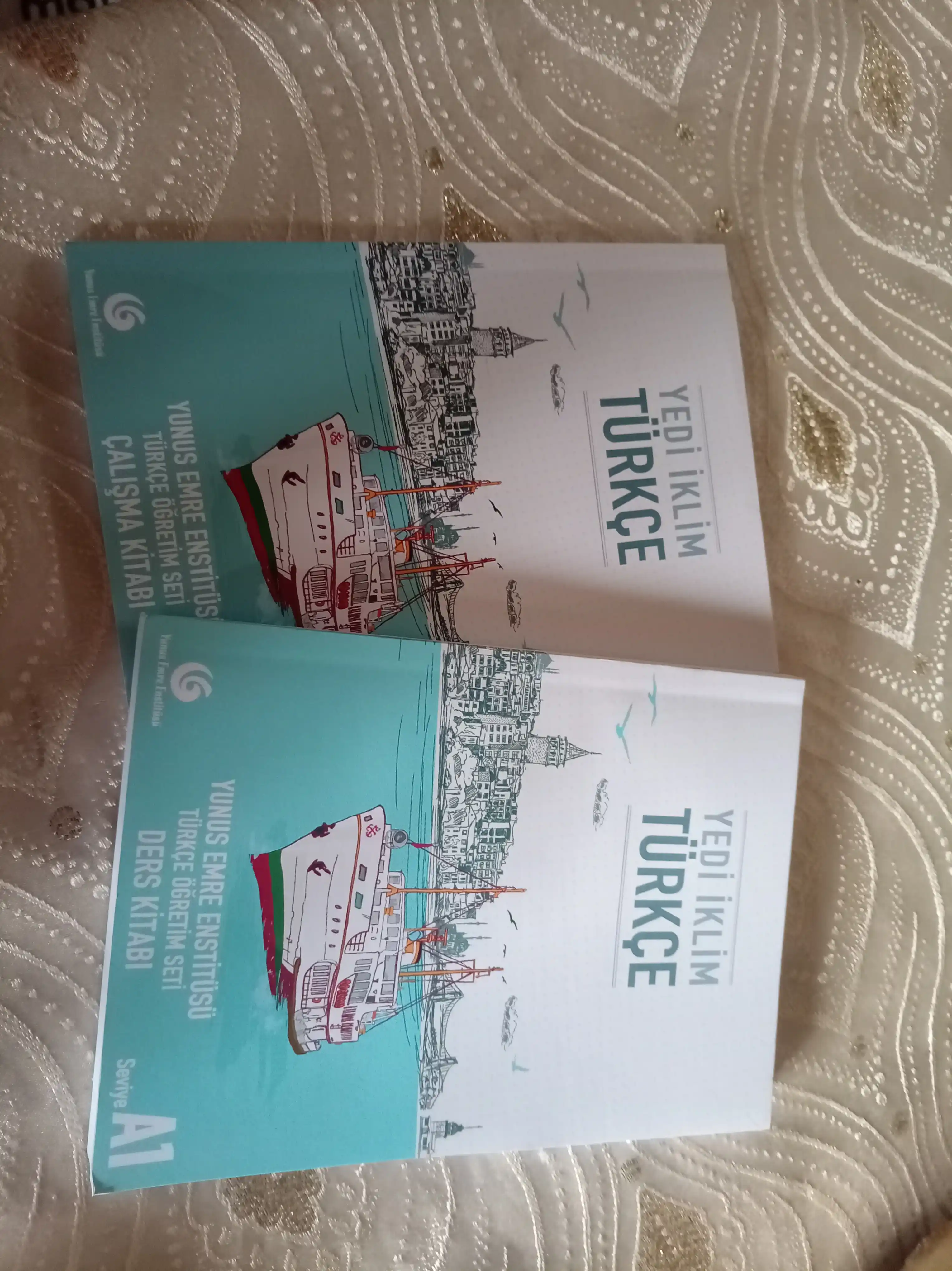 Yedi Iklim Turkish. A1, A2, B1, B2, C1, C2. Учебник и тетрадь на турецком языке
