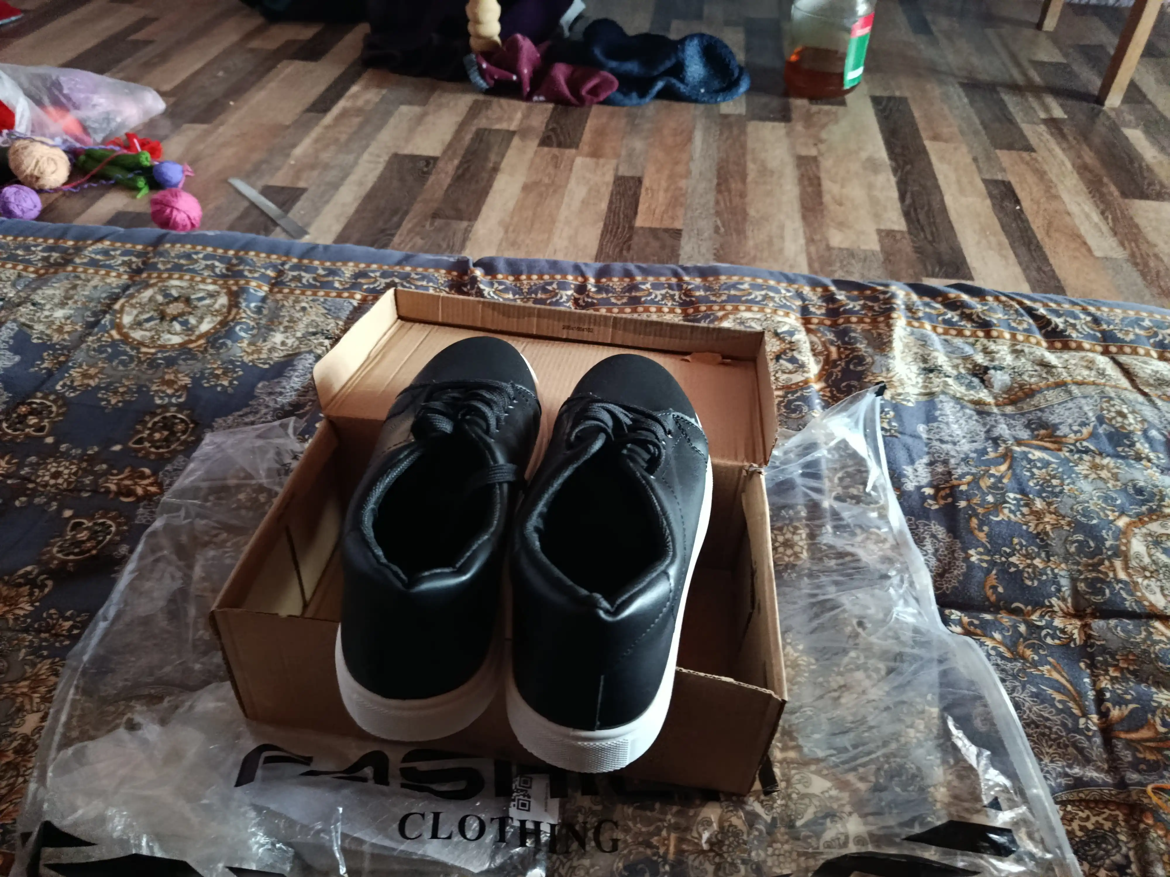 Мужские кроссовки, классические и современные кеды, Sneakers classic low, размеры 39–42