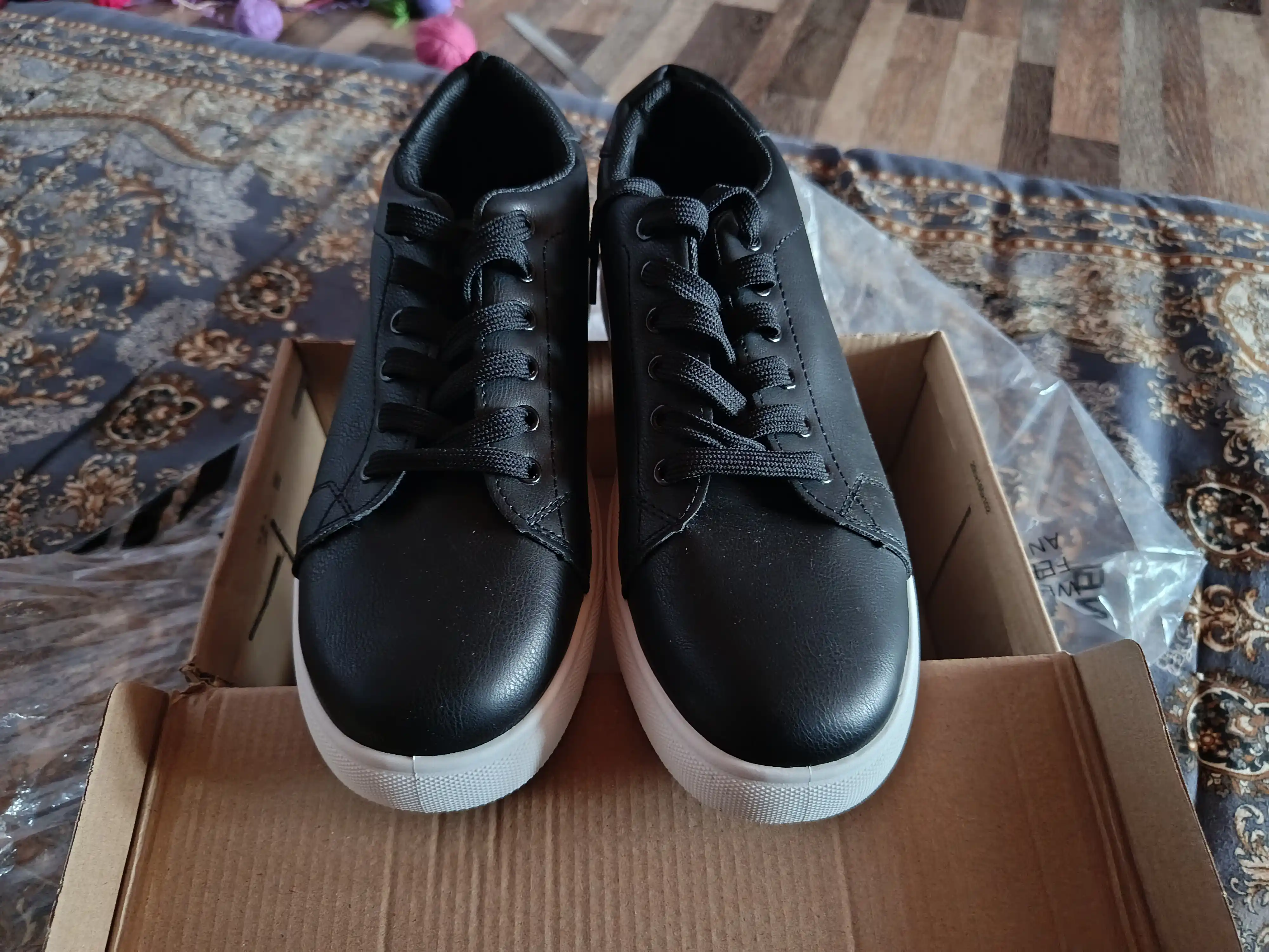 Мужские кроссовки, классические и современные кеды, Sneakers classic low, размеры 39–42