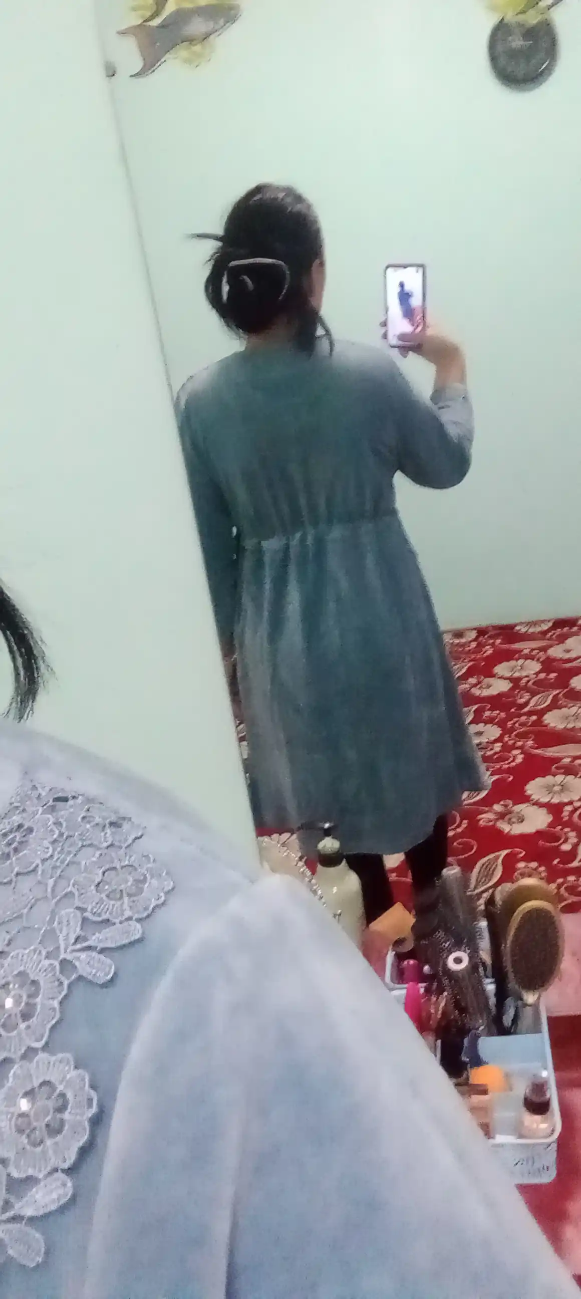 Ayollar velyur xalati