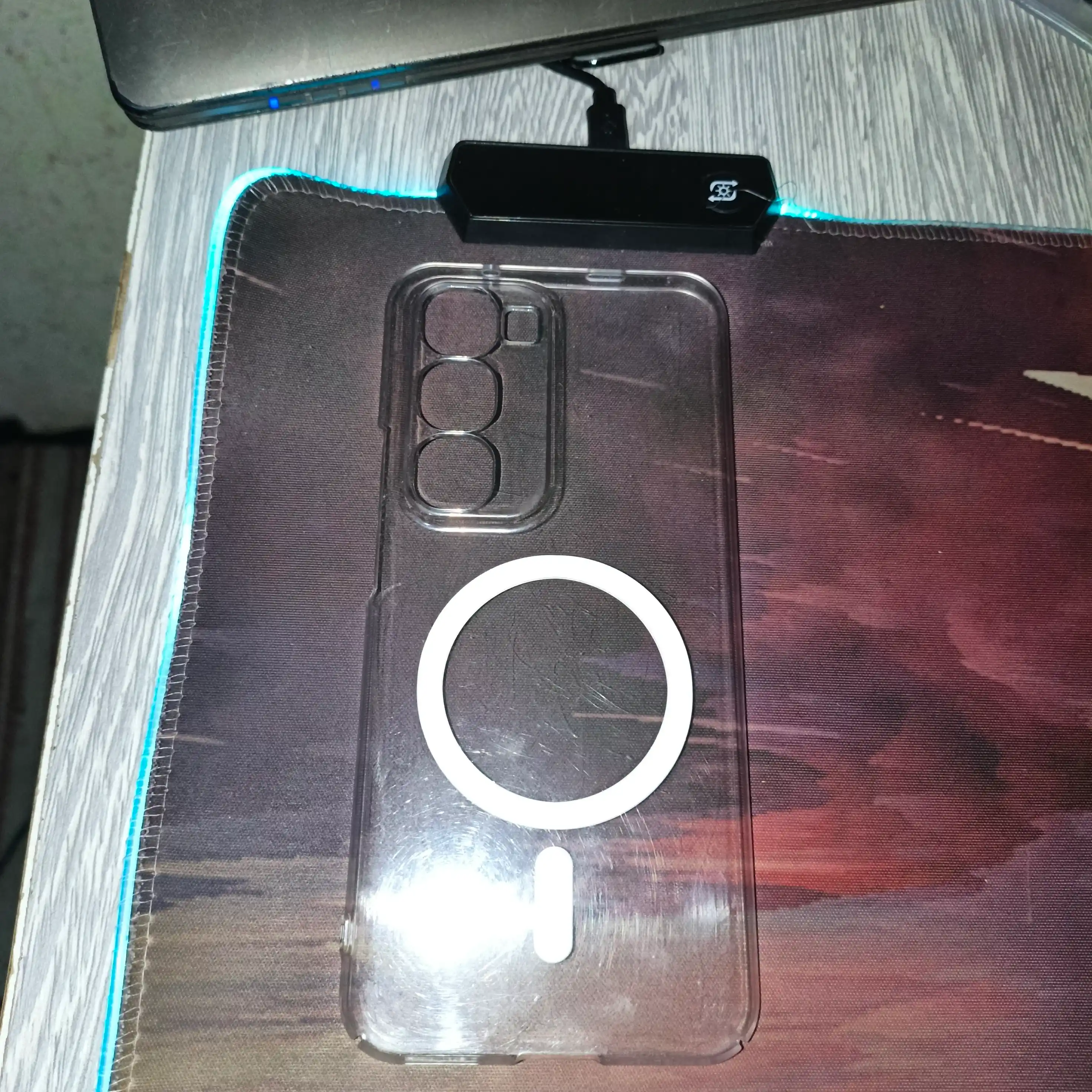 Infinix HOT 60 Pro Plus smartfoni uchun g'iloflar