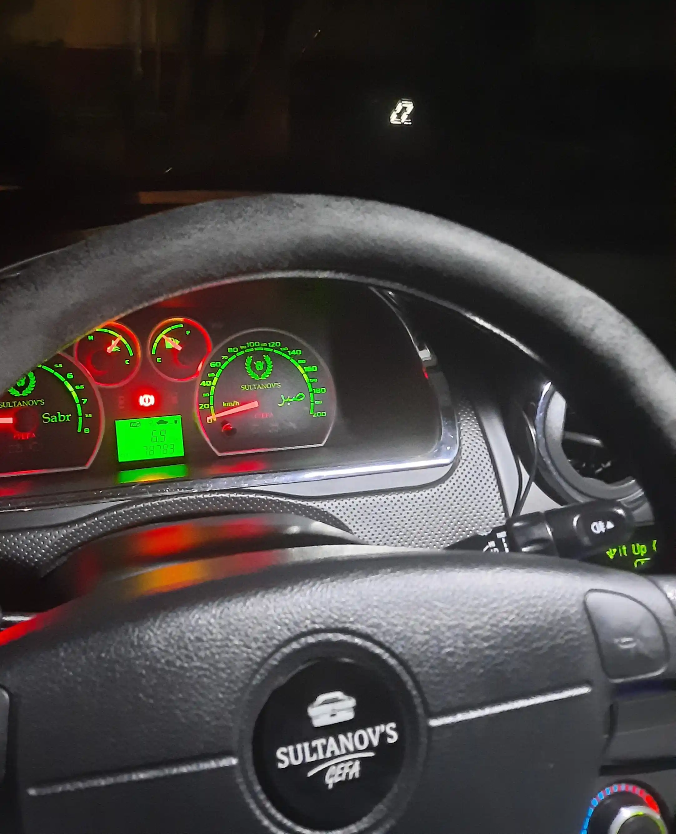 Head-Up Display – дисплей, удобство и безопасность для вас