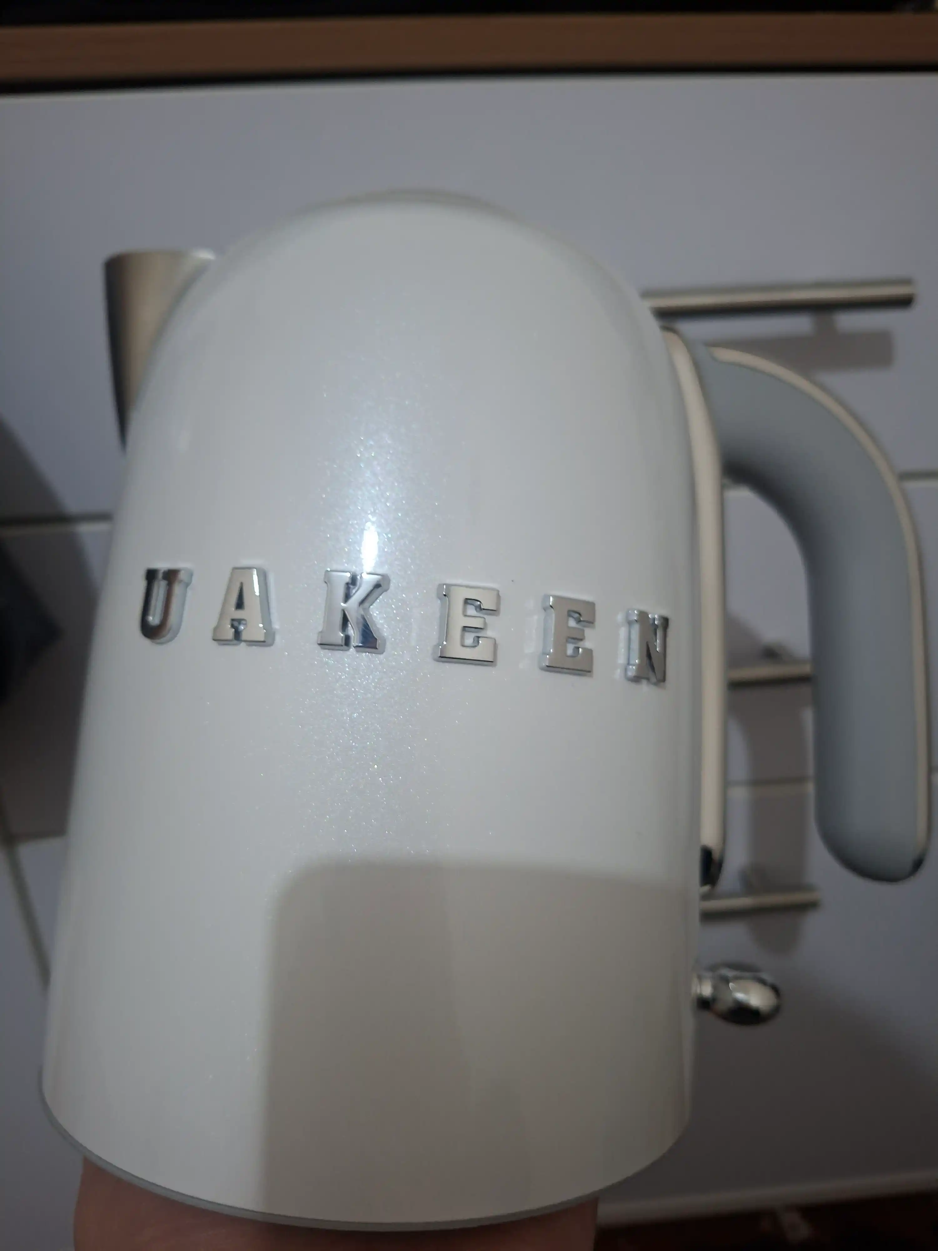 Elektr choynak UAKEEN, 2 litr, 2200 W