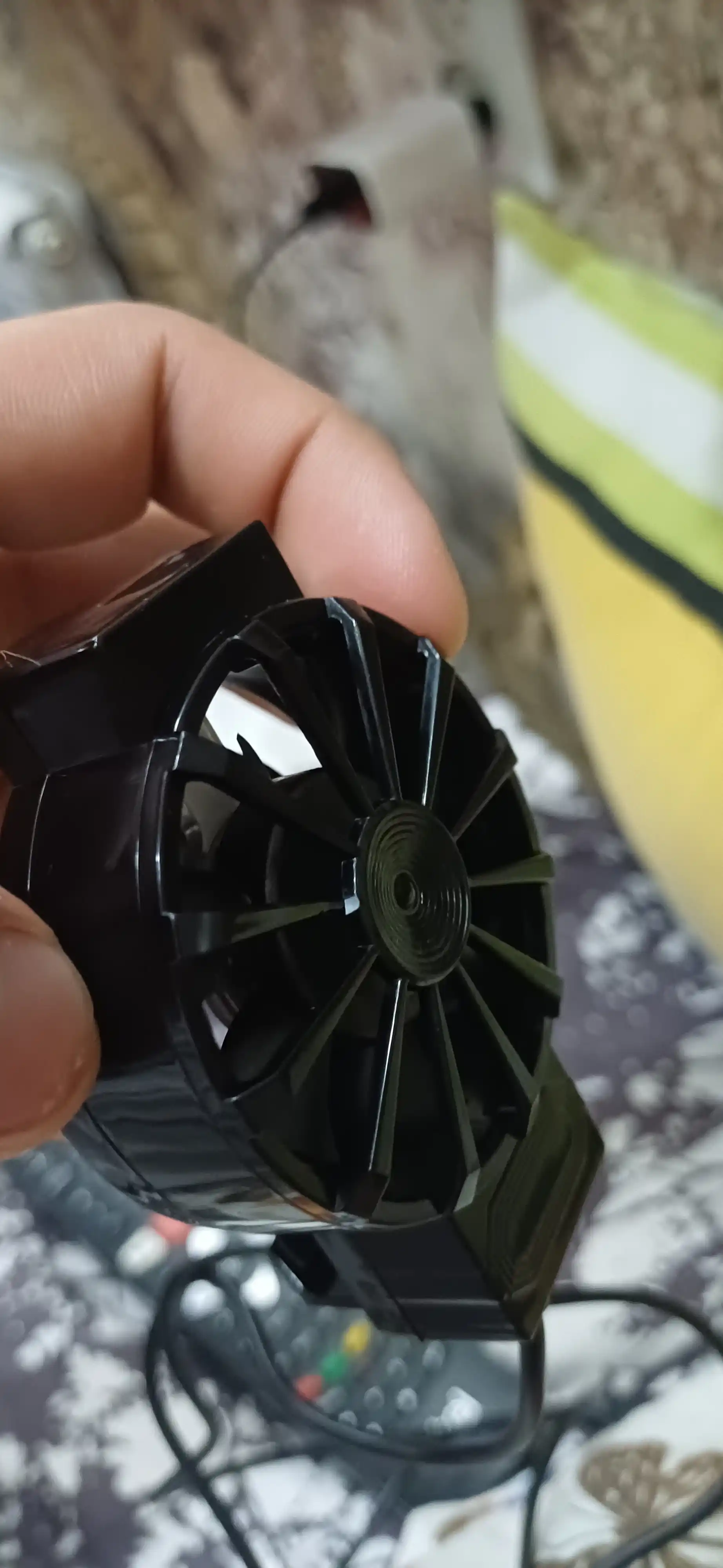 Telefon sovutgichi, PUBG va o'yinlar uchun kuler, muzlatadi -0, -15 avto
