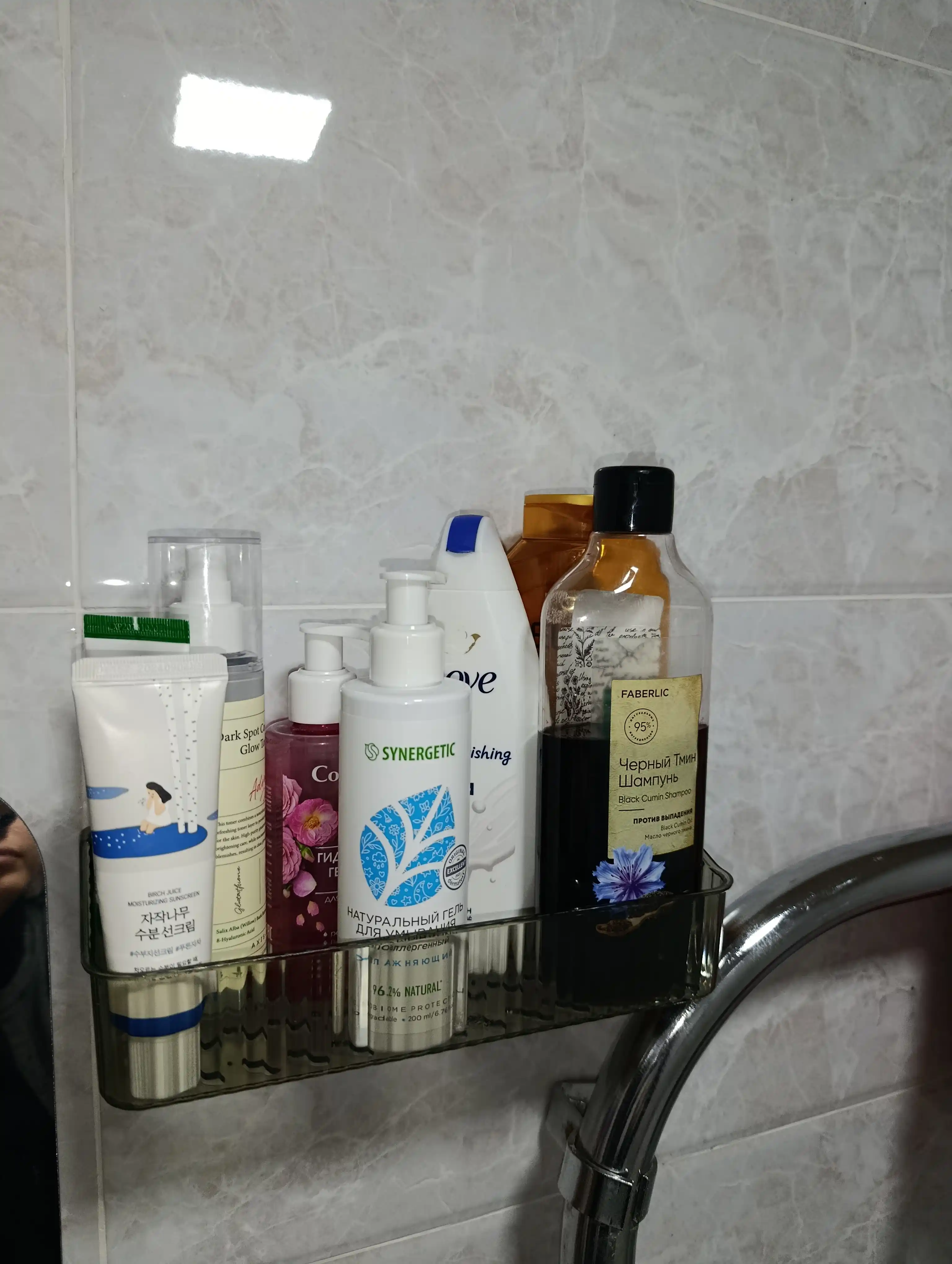 Vannaxona uchun devor tokchasi, to‘g‘ri burchakli, saqlash uchun, teshiksiz, plastik