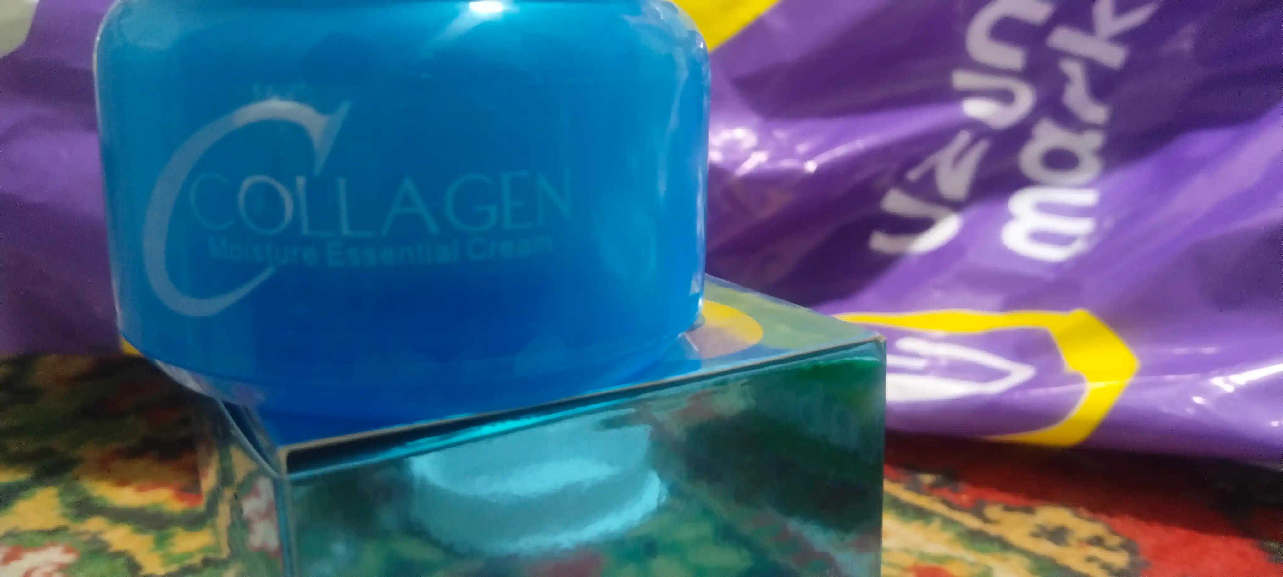 Namlovchi yuz krem Collagen, kallogenli, oqartiruvchi, oziqlantiruvchi, 50 gr