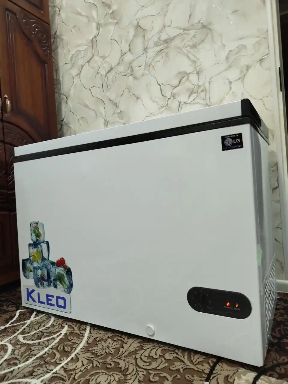 Морозильный ларь KLEO KDF-300A+G, 220 л