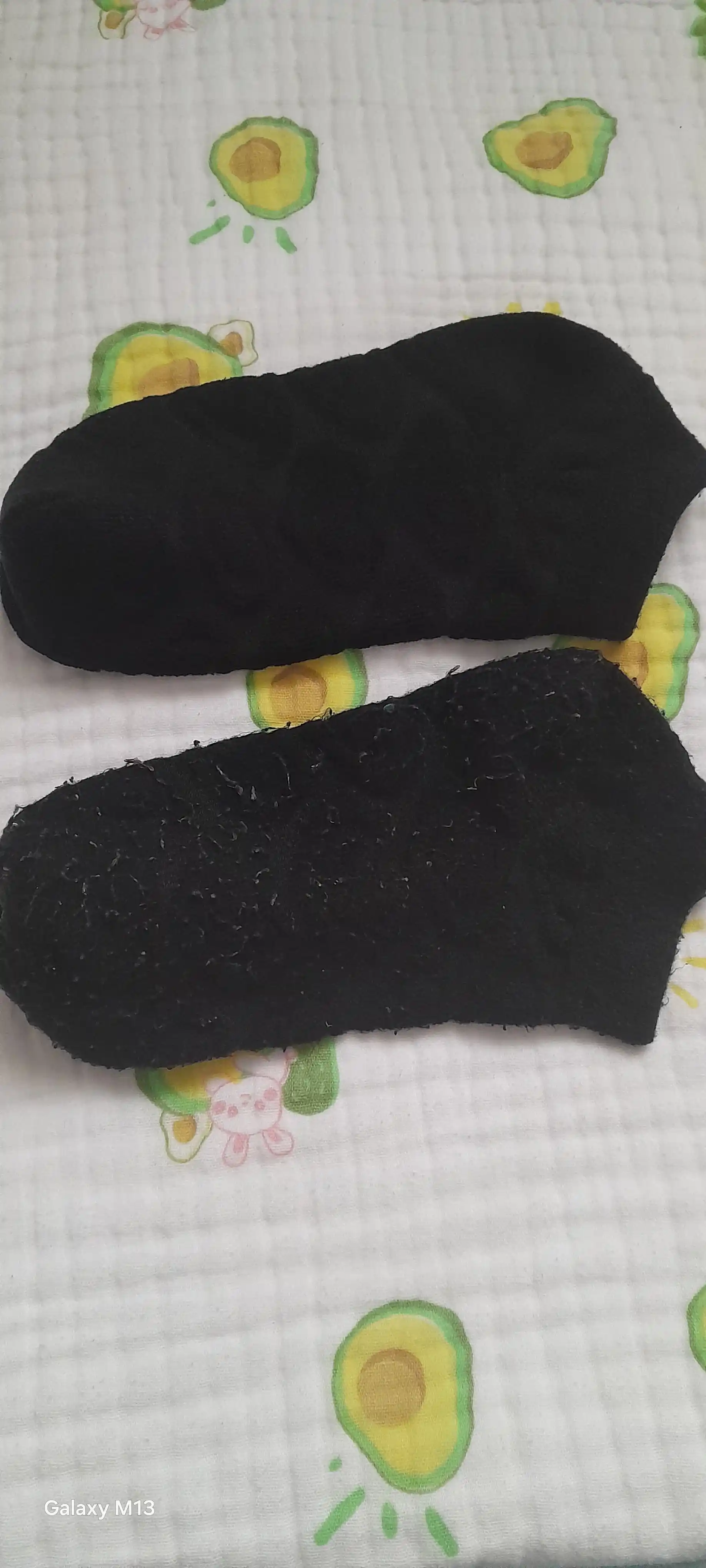Kiyimdagi katushkalarni olib tashlash uchun simsiz qurilma