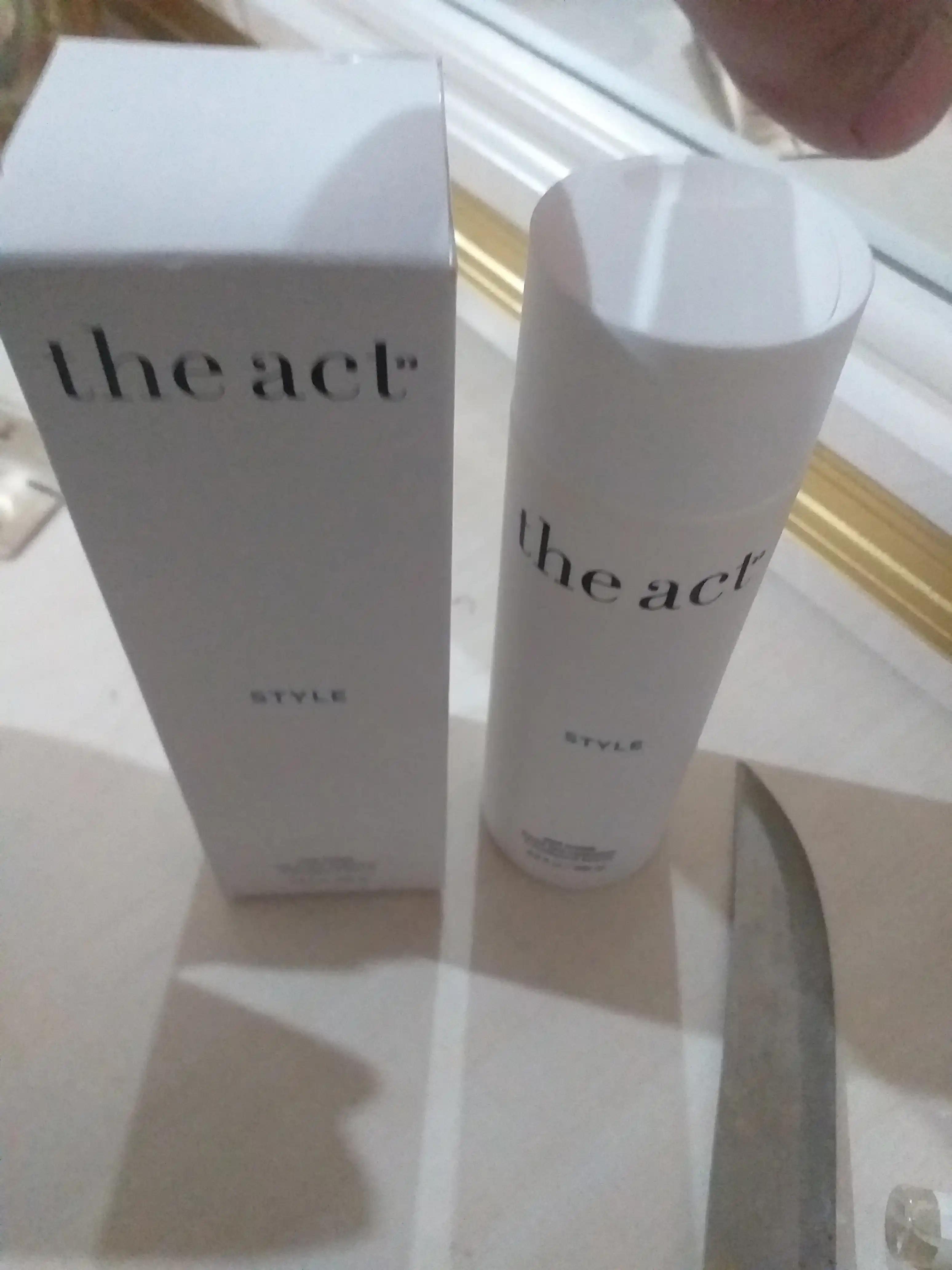 Jingalak va jingalak sochlar uchun "Style" kremi, 200 ml