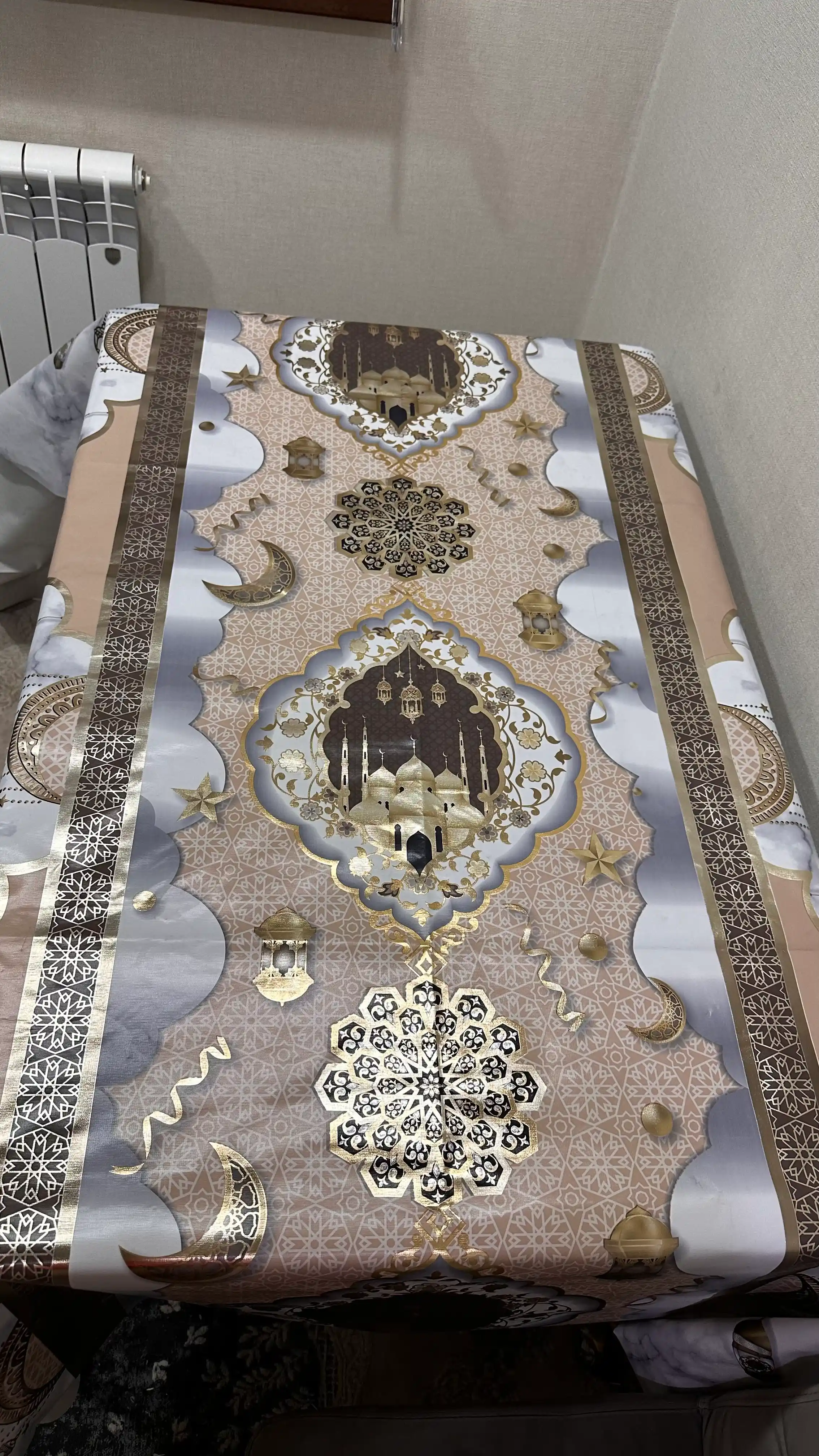 Ramazon uchun stolga dasturxon, bayramona, suv o‘tkazmaydi, 140×180