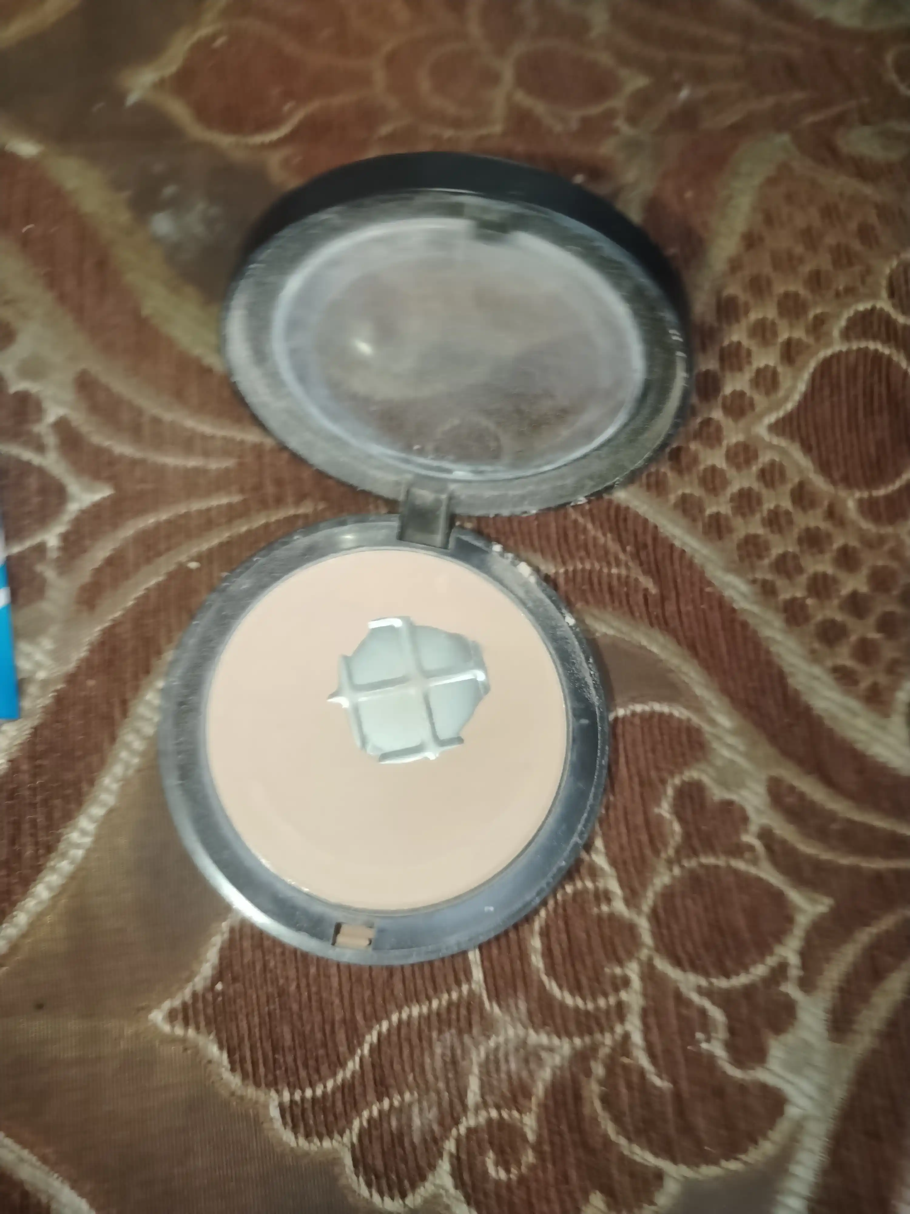 Пудра для лица Nuobeier SPF 20 Matte Powder