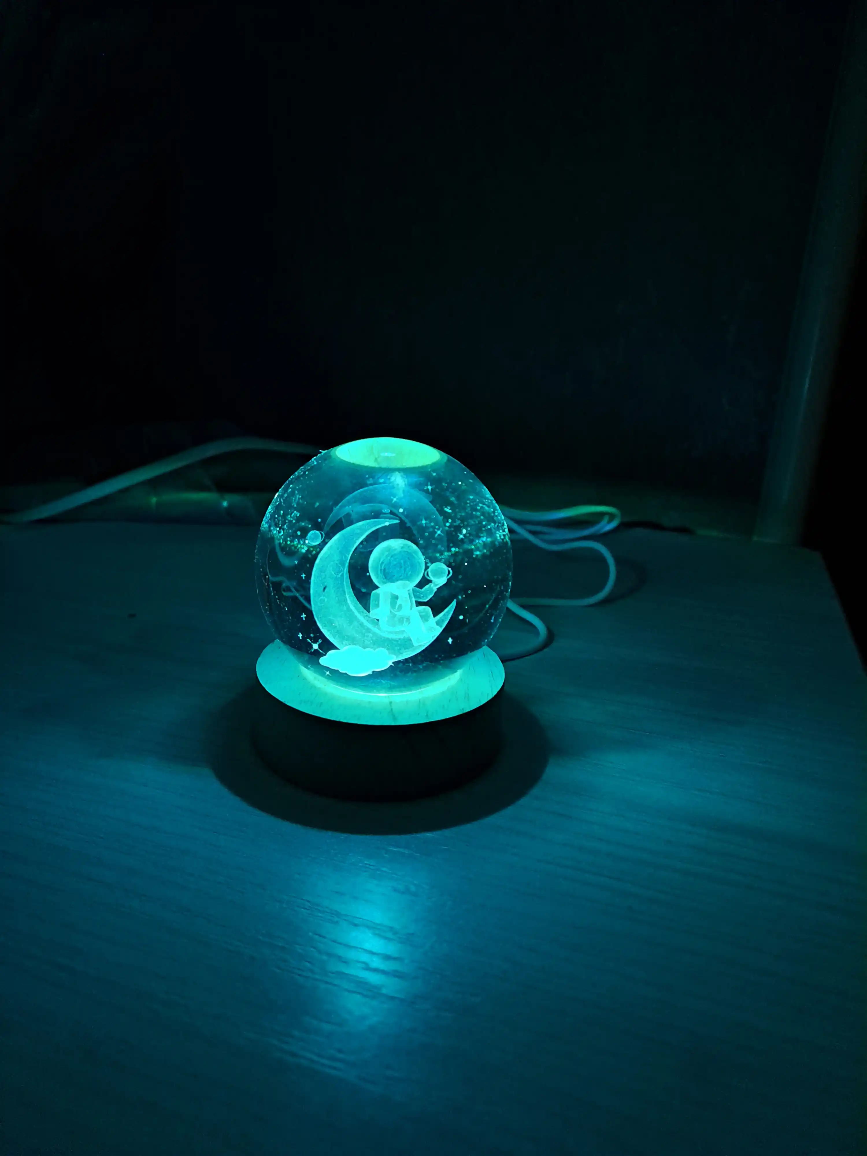 3D kristall tungi chiroq, ranglari almashib turadigan, RGB li, sovg‘a uchun ideal, 6 sm