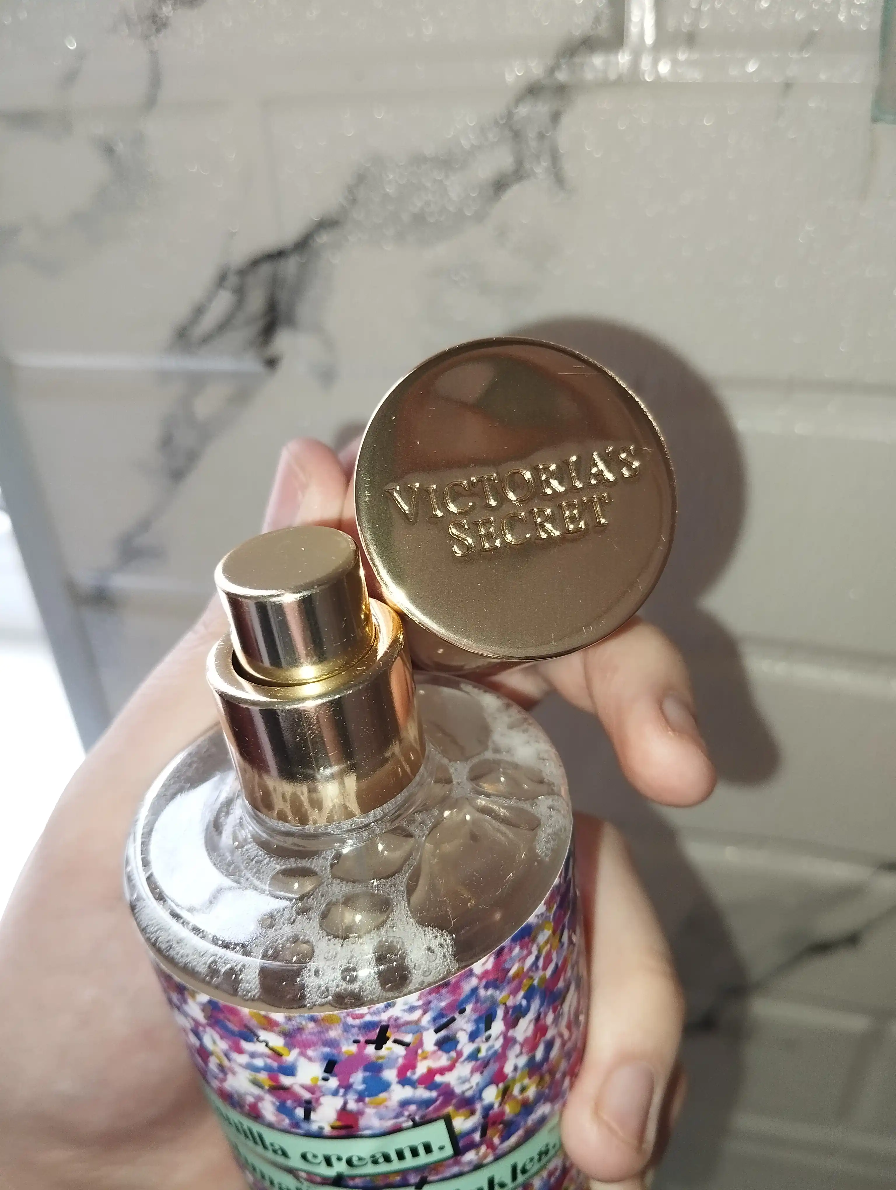 Спрей для тела, Парфюмированная Victorias Secret, Aqua Kiss Rush, Shimmer, Mist, 250 мл